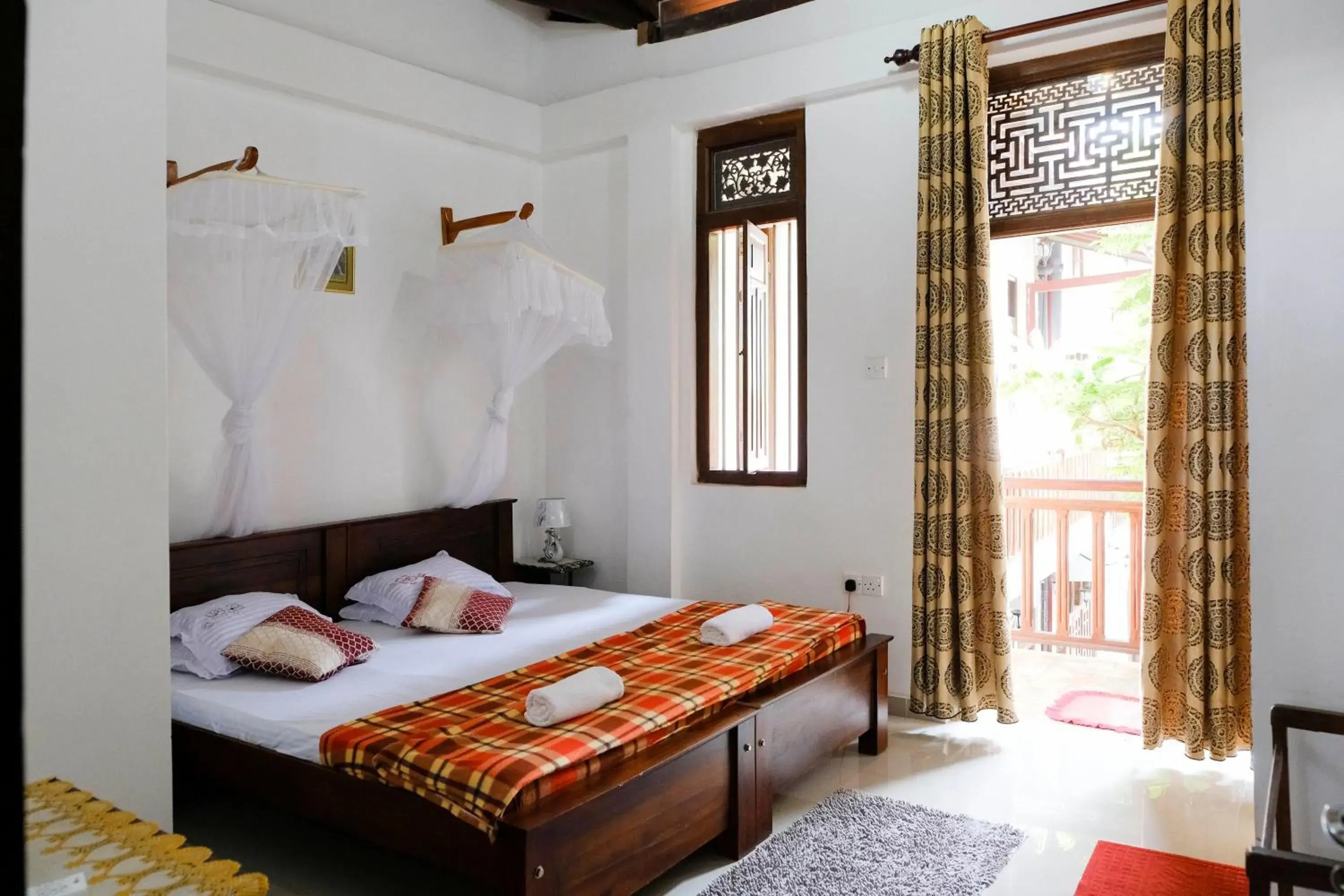 Decorative detail, Bed in Southern Comforts - Galle Fort Decorative detail, Bed in Southern Comforts - Galle Fort