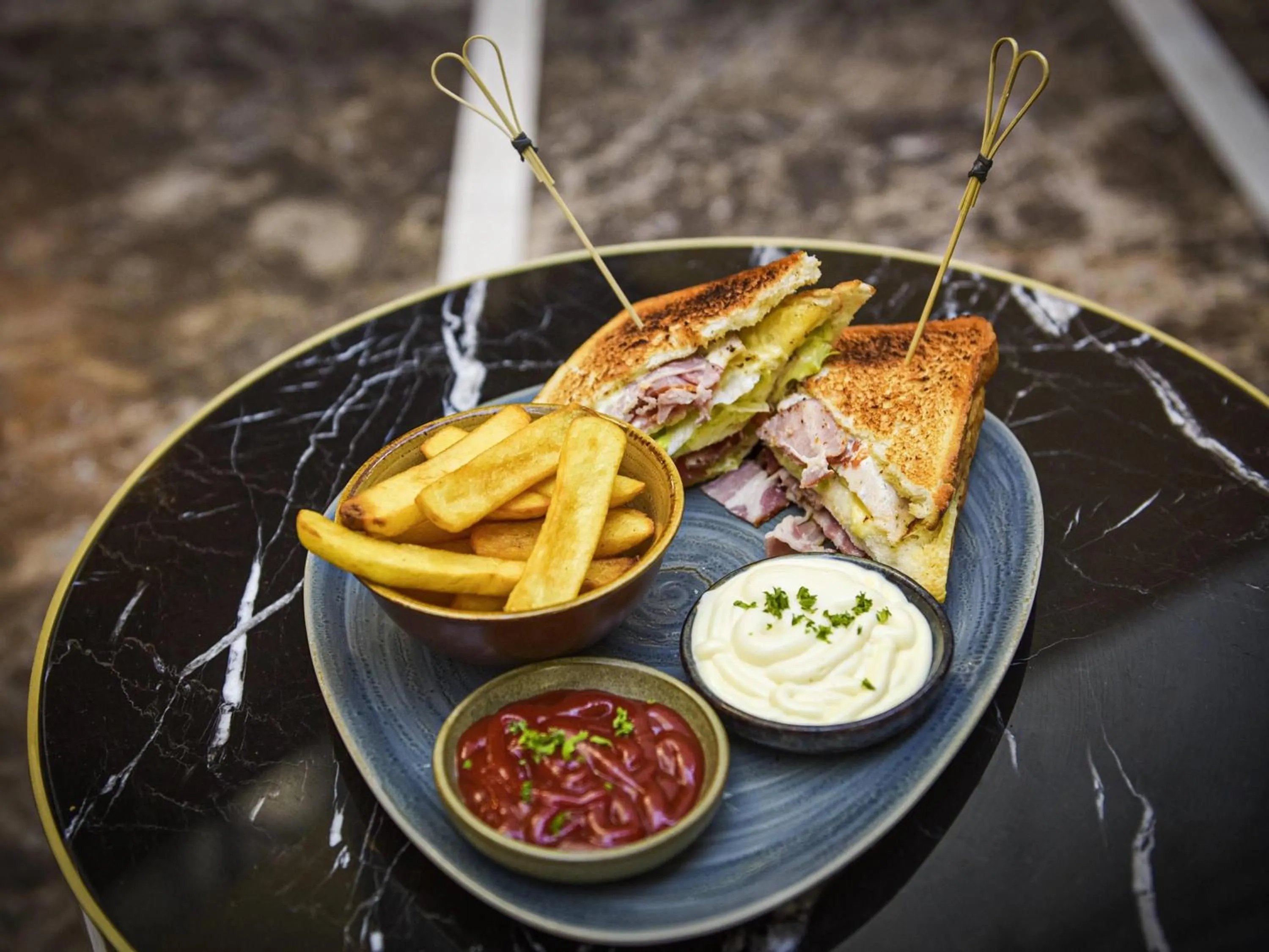 Restaurant/places to eat in Mercure Antwerp City South