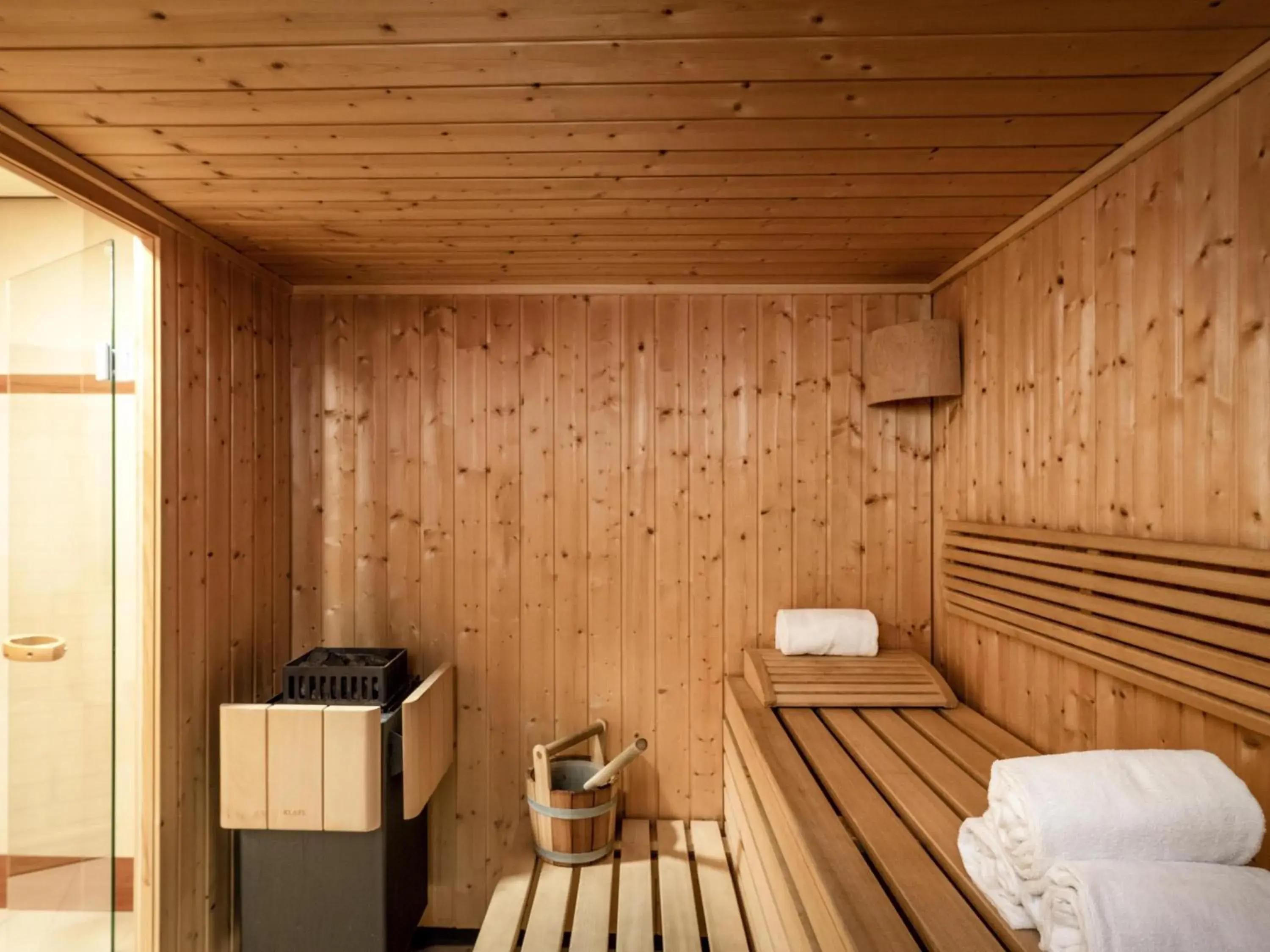 Fitness centre/facilities in Mercure Antwerp City South Fitness centre/facilities in Mercure Antwerp City South