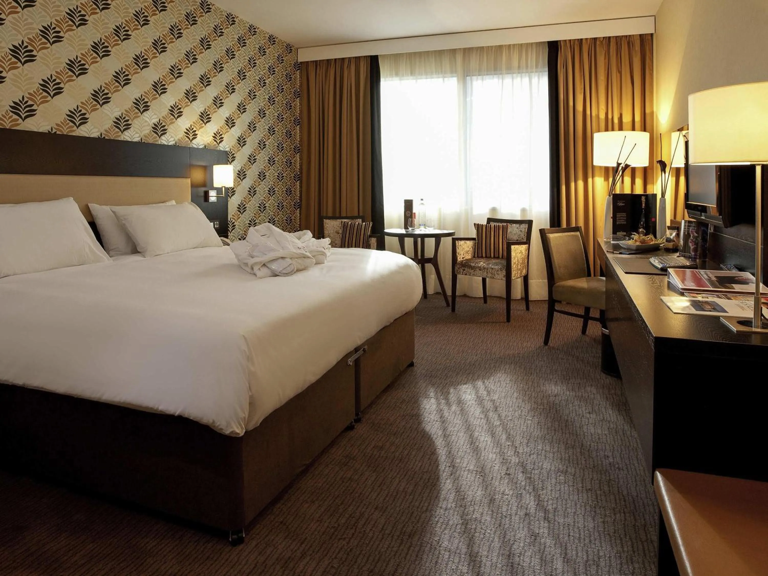 Bedroom, Bed in Mercure Antwerp City South