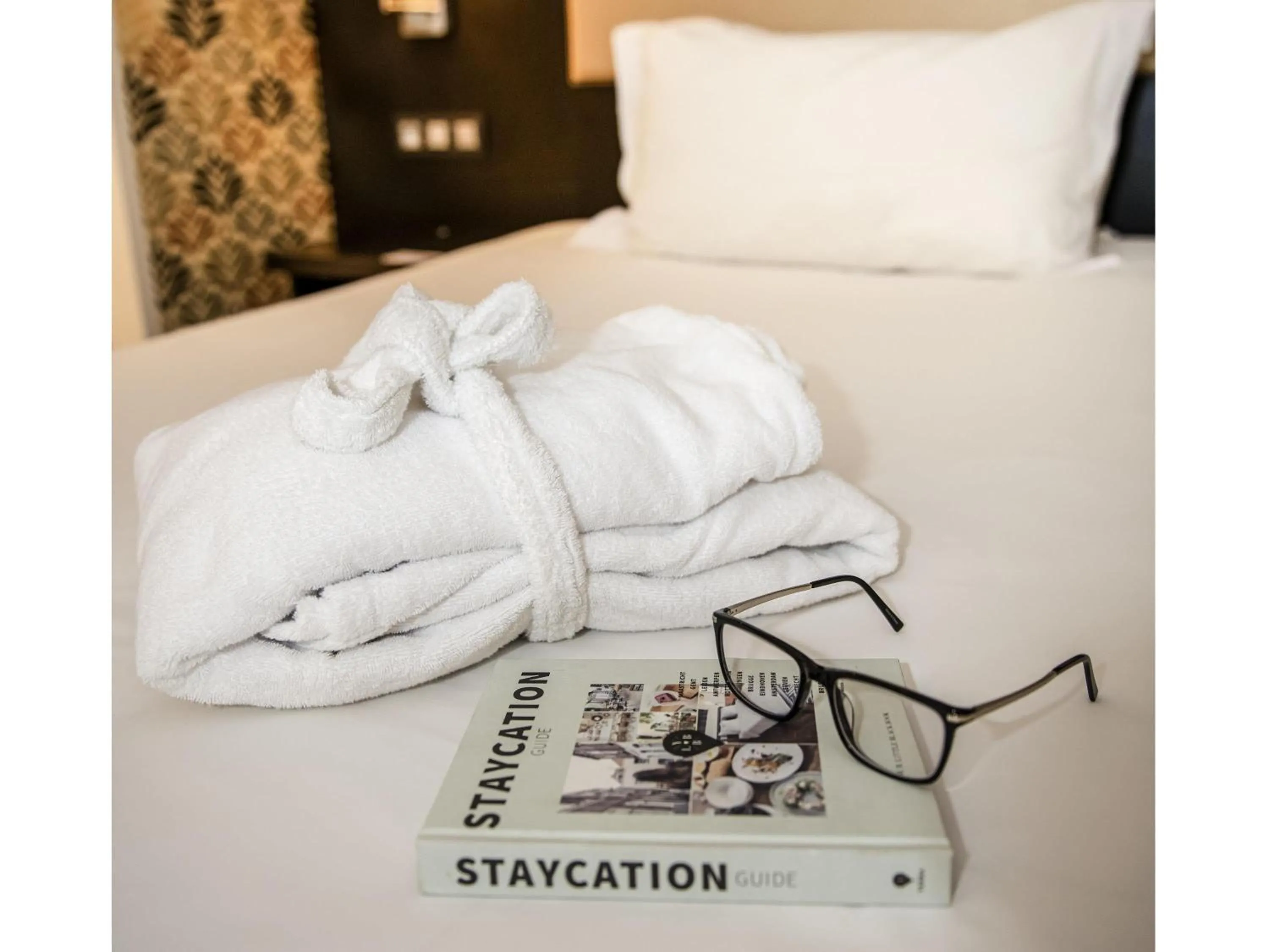 Bedroom in Mercure Antwerp City South