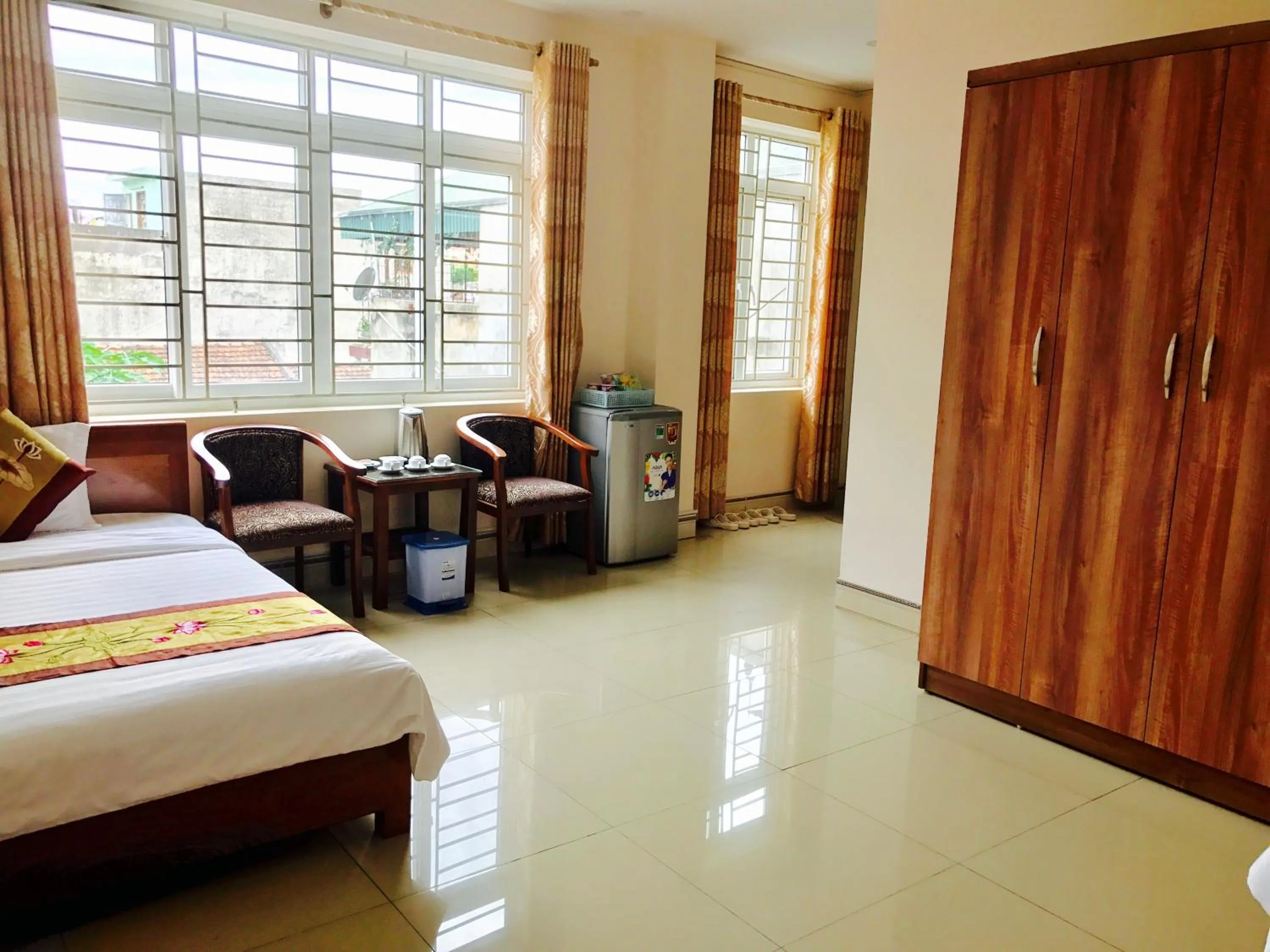 Coffee/tea facilities, Bed in Binh Minh Hotel