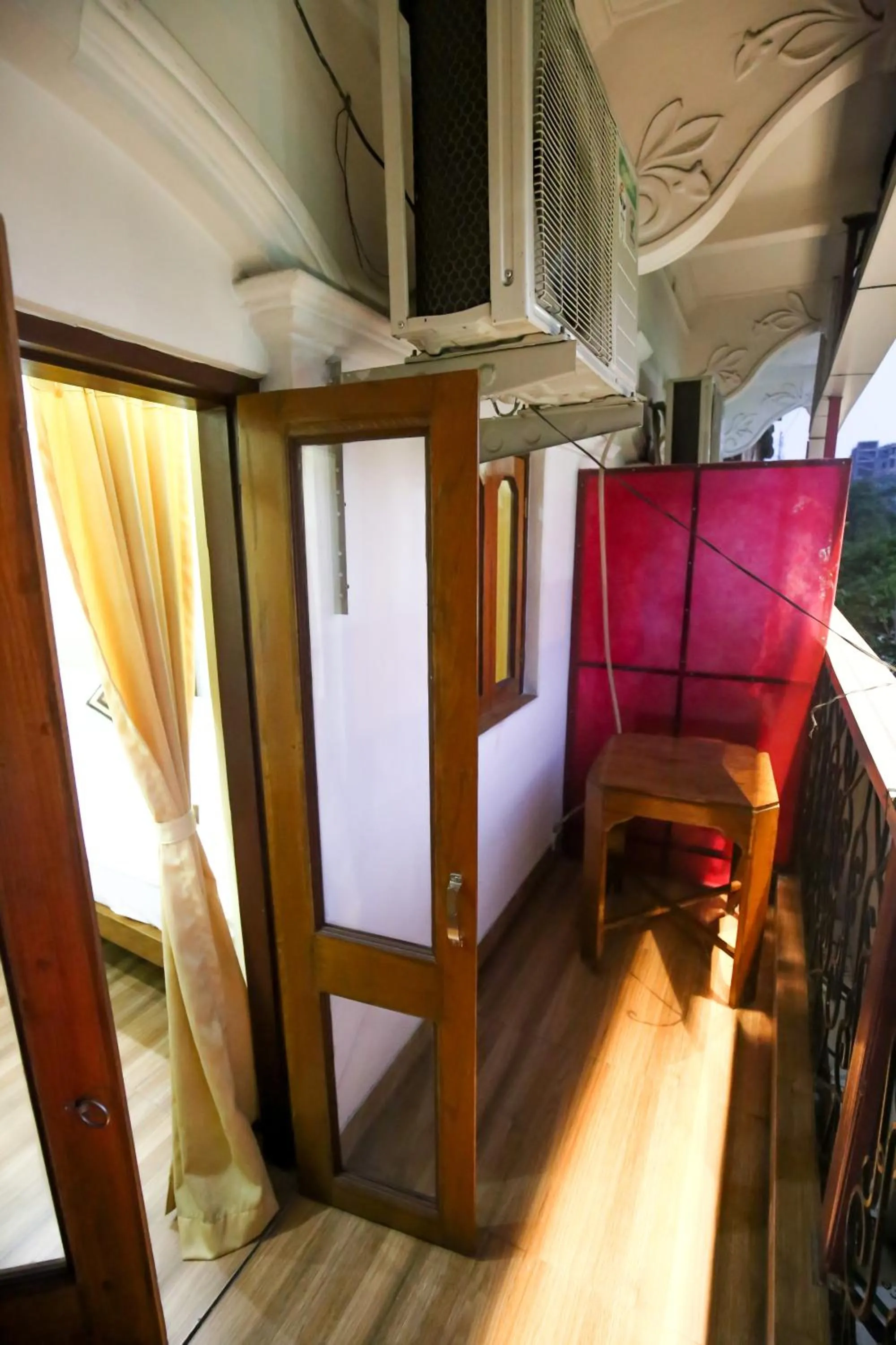 Balcony/Terrace in Hotel Cecil