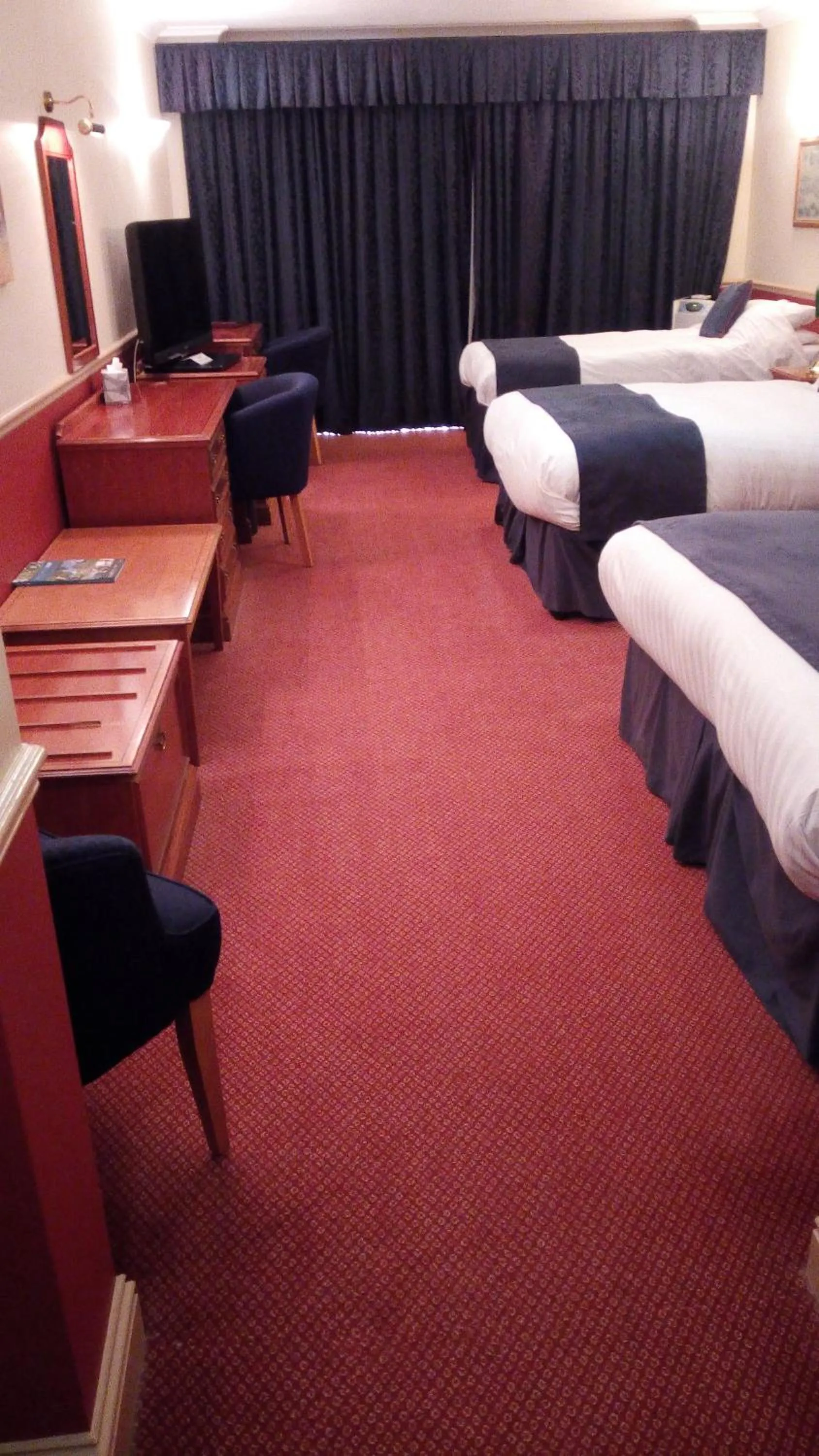 Family, Bed in London Beach Country Hotel & Golf Club