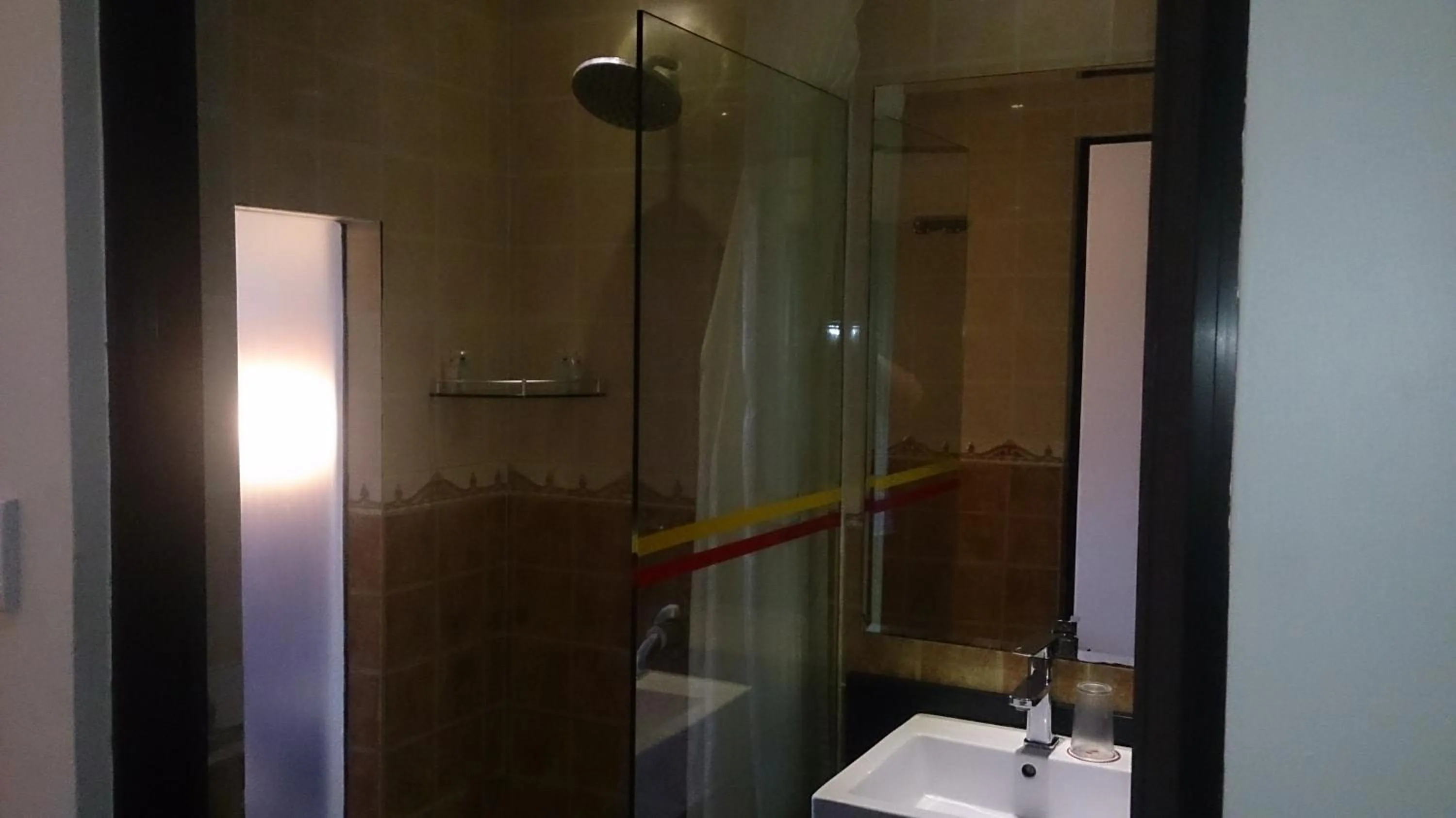 Bathroom in Hotel & Apartment Ambassador 3