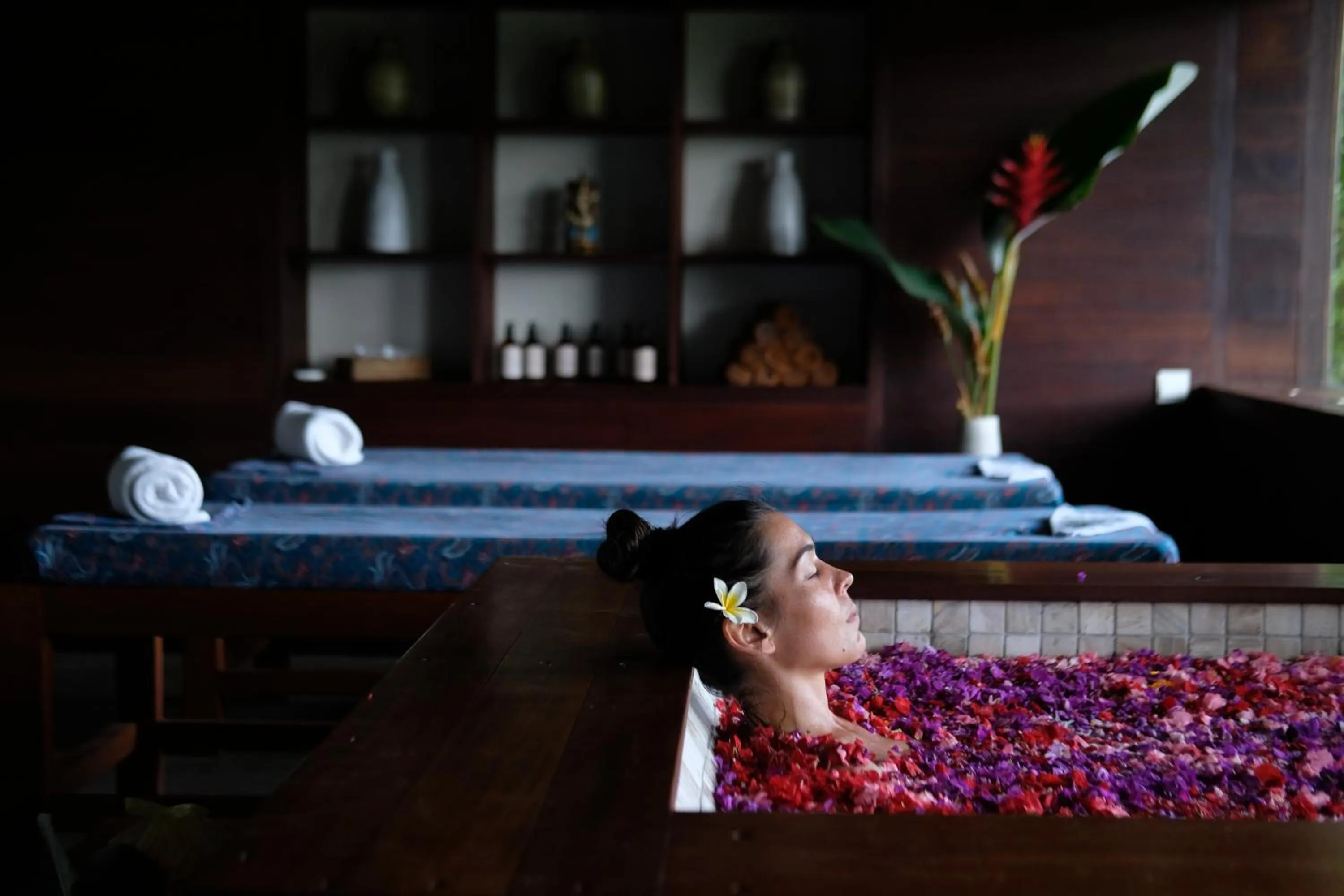 Hot Tub in Suarapura Resort & Spa