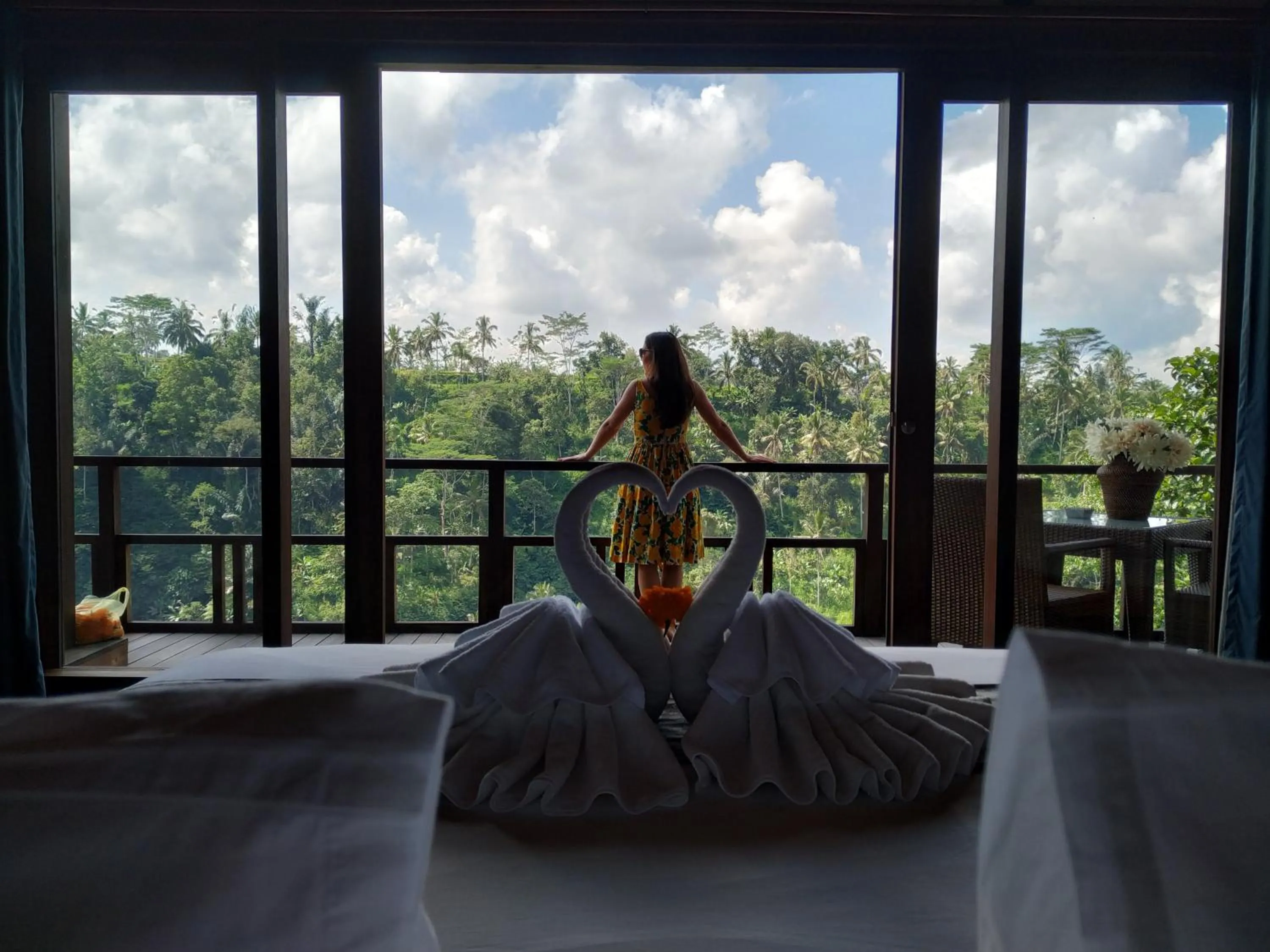 View (from property/room), Bed in Suarapura Resort & Spa