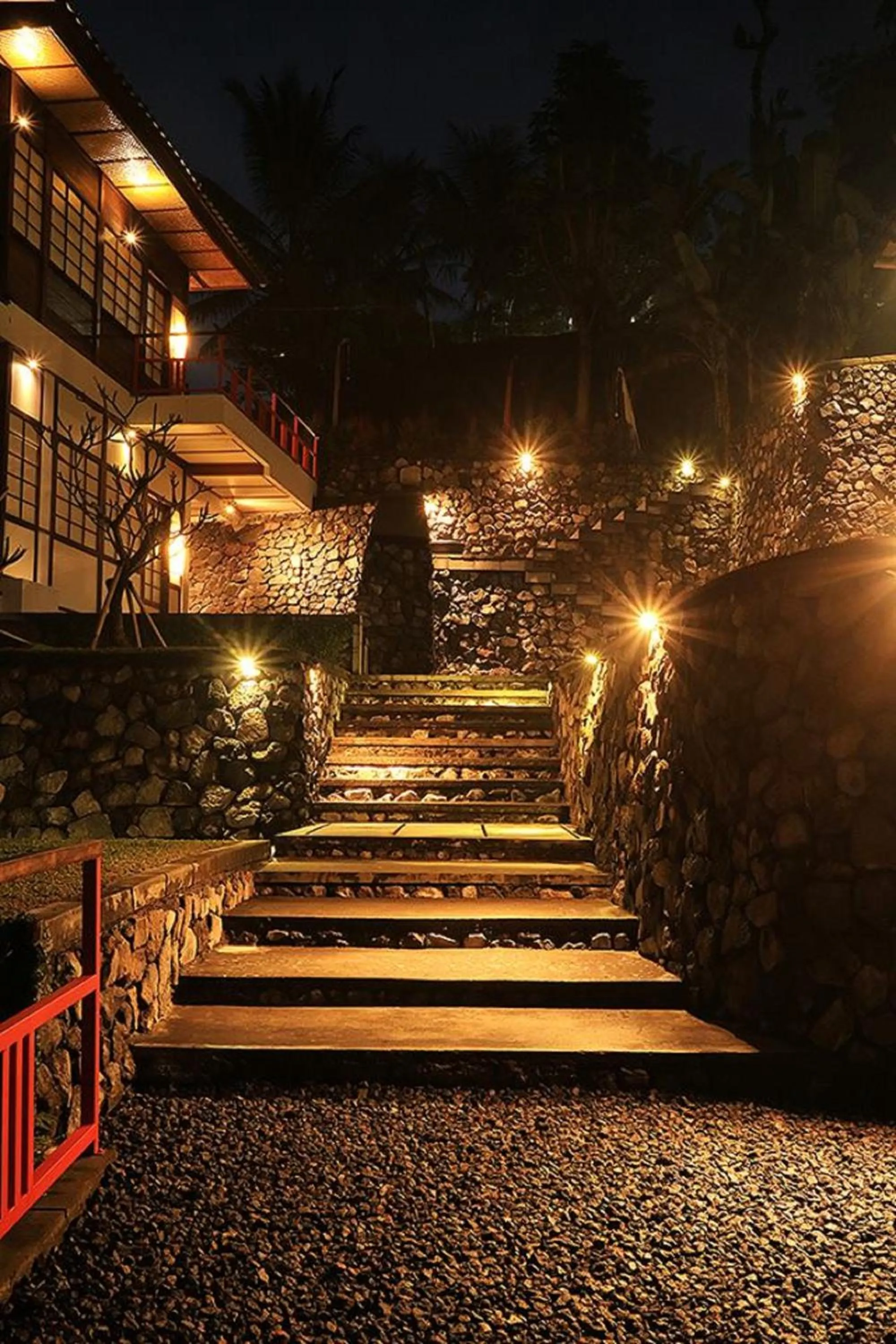 Night in Suarapura Resort & Spa