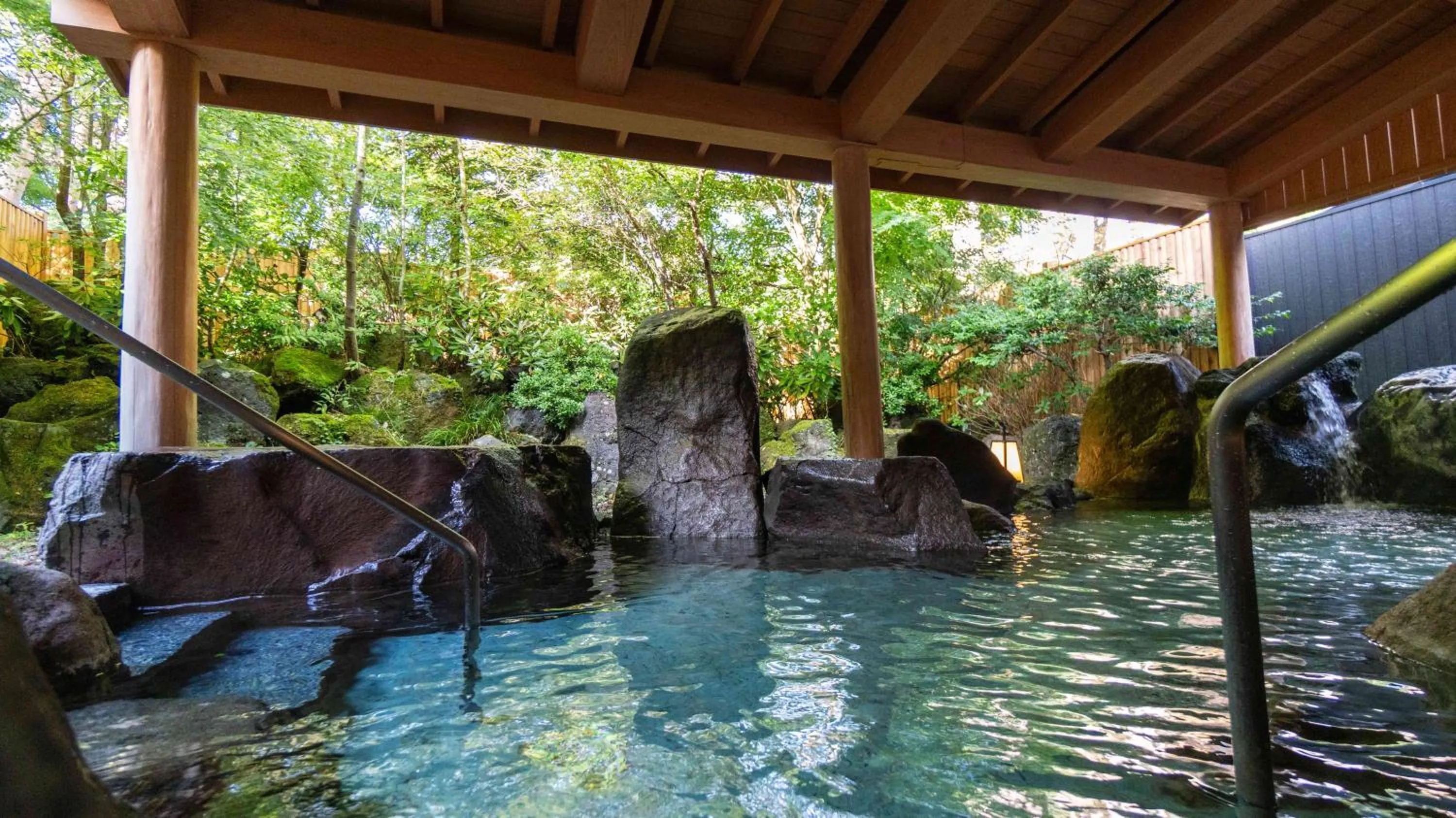 Hot Spring Bath in Motosu Phoenix Hotel