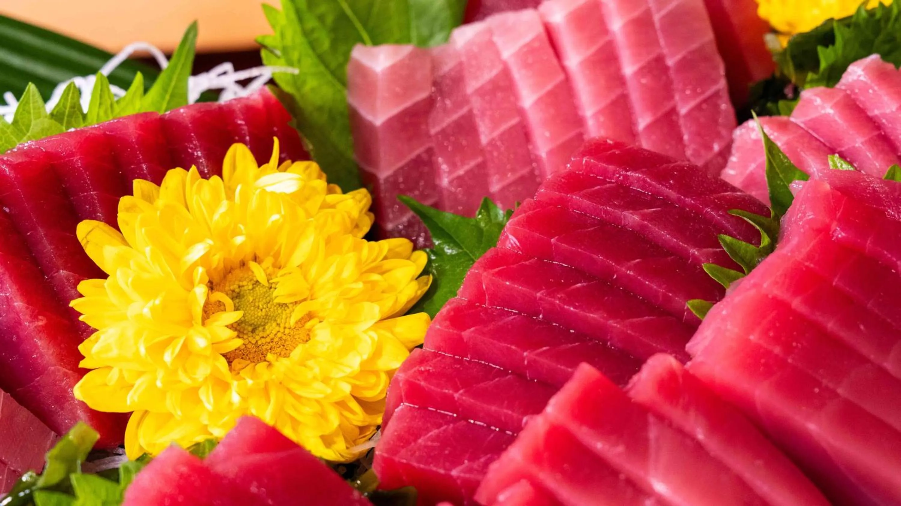 Food and drinks in Motosu Phoenix Hotel