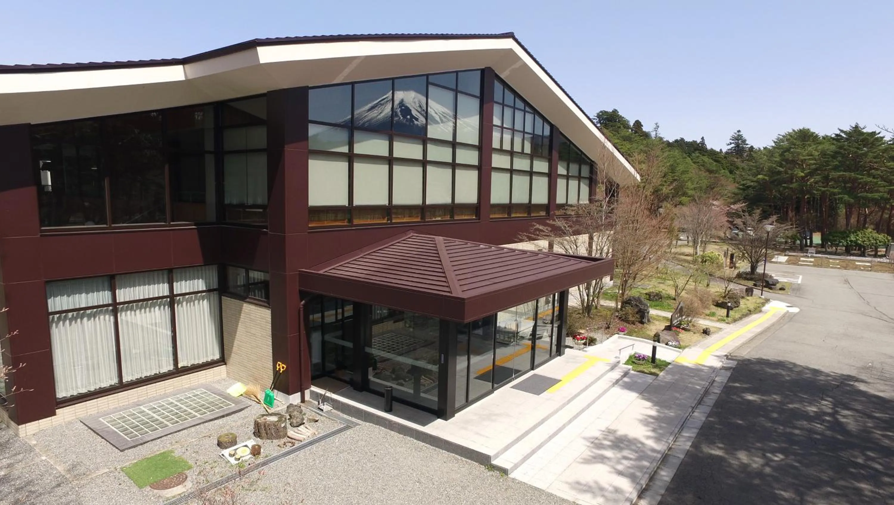 Facade/entrance in Motosu Phoenix Hotel