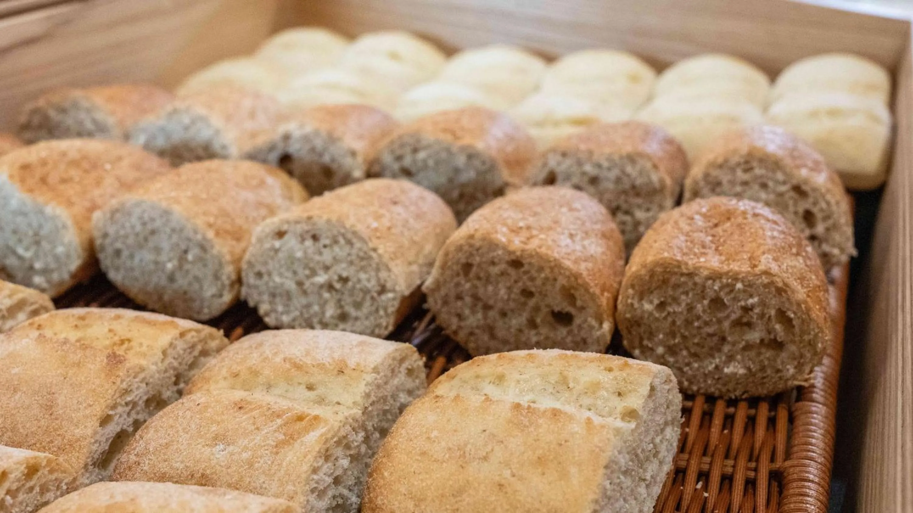 Food and drinks in Motosu Phoenix Hotel