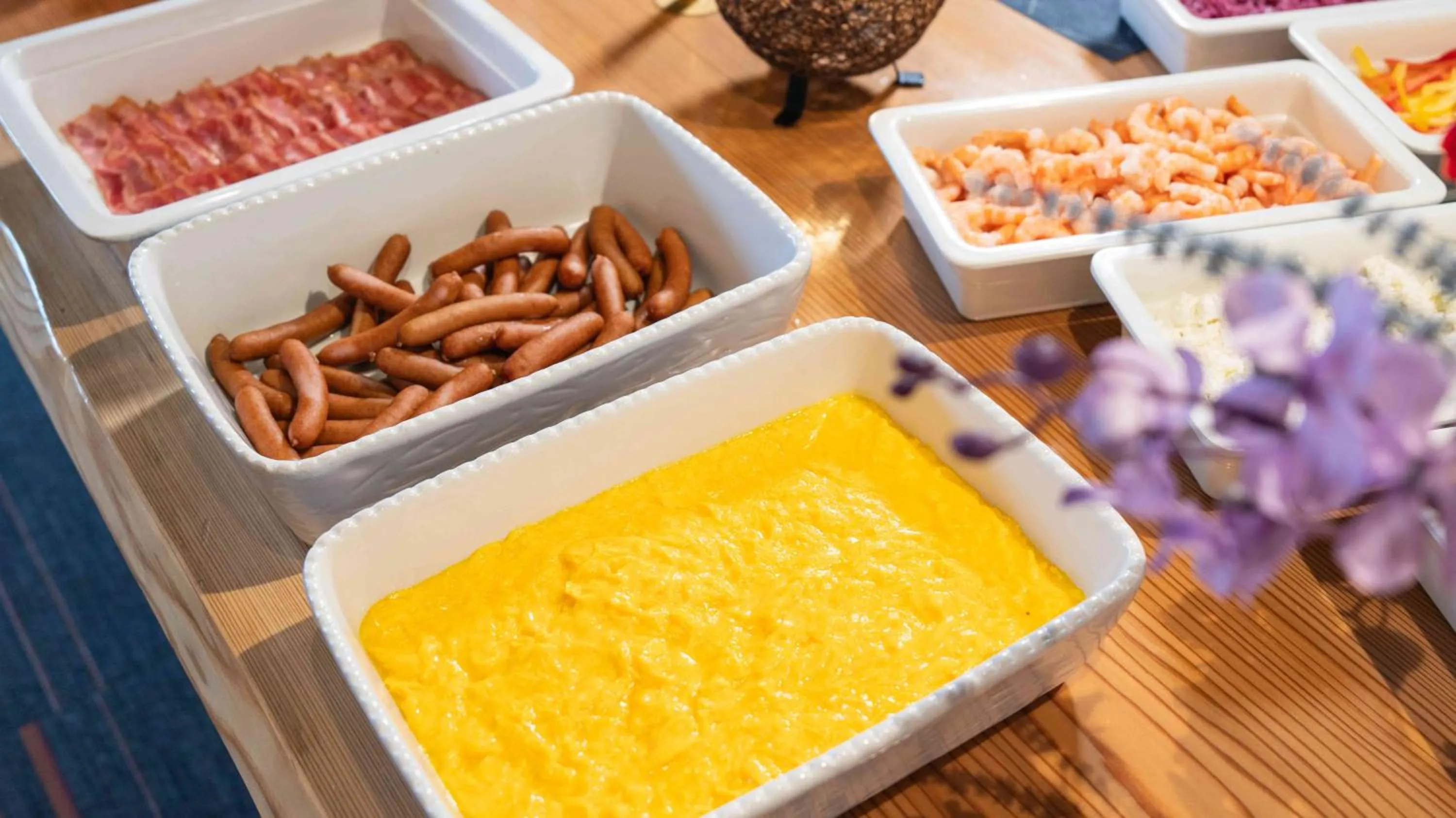 Food and drinks in Motosu Phoenix Hotel