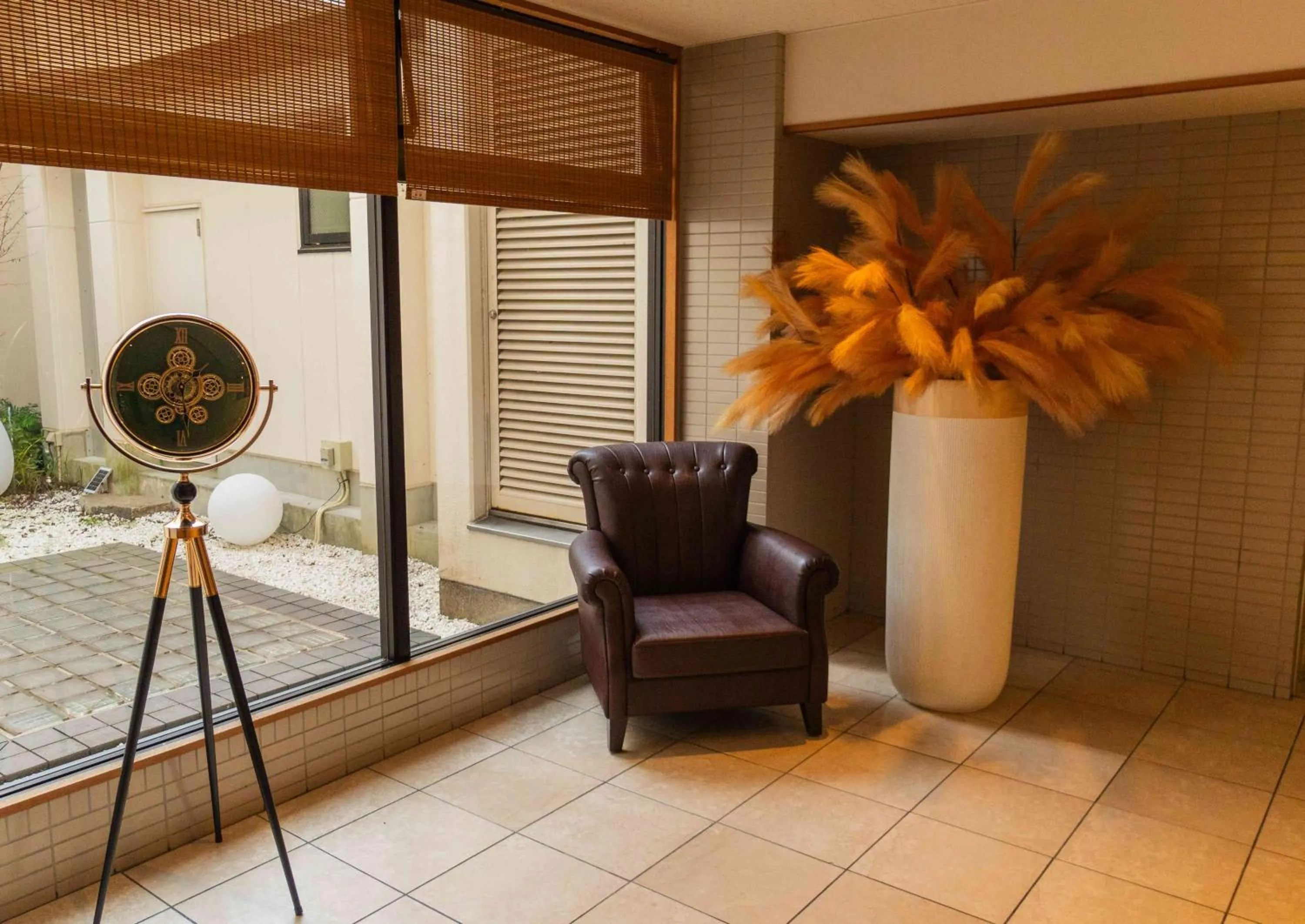 Seating area in Motosu Phoenix Hotel