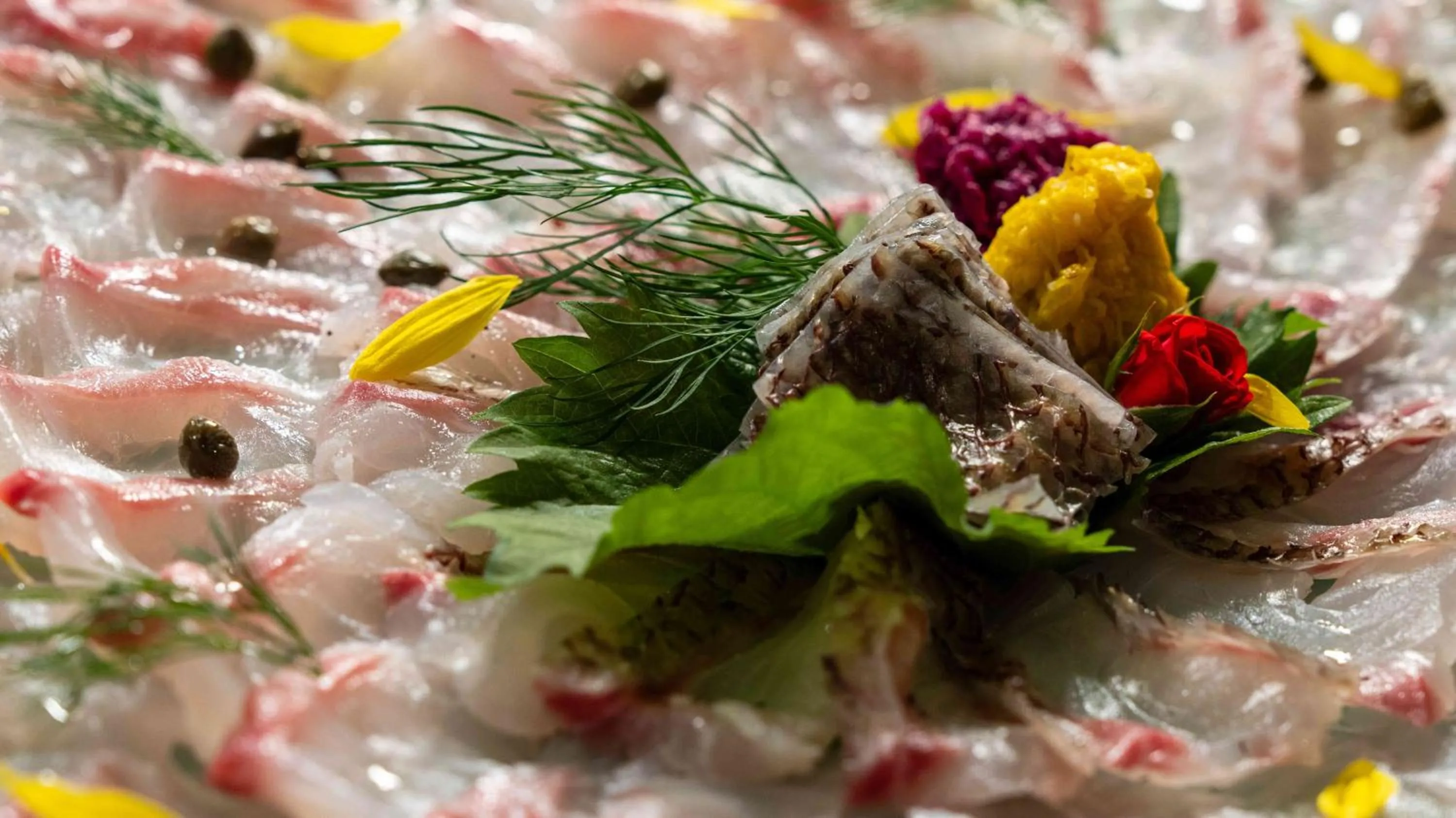 Food and drinks in Motosu Phoenix Hotel