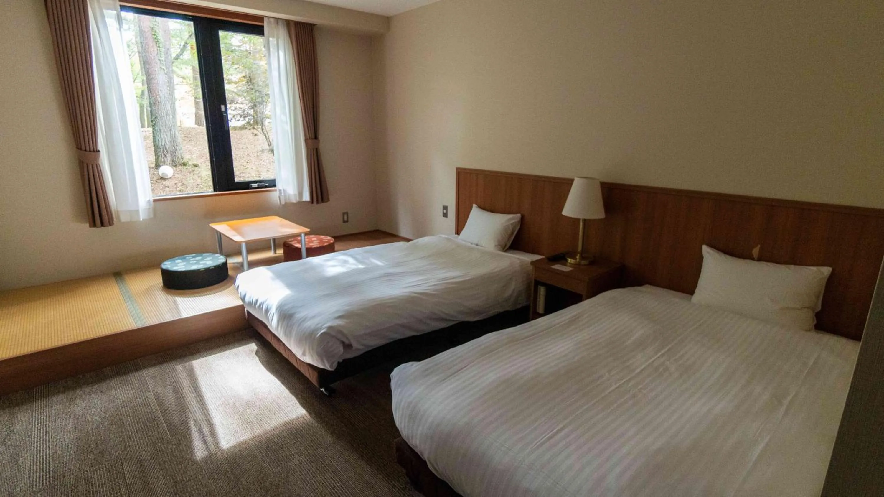 Bedroom, Bed in Motosu Phoenix Hotel