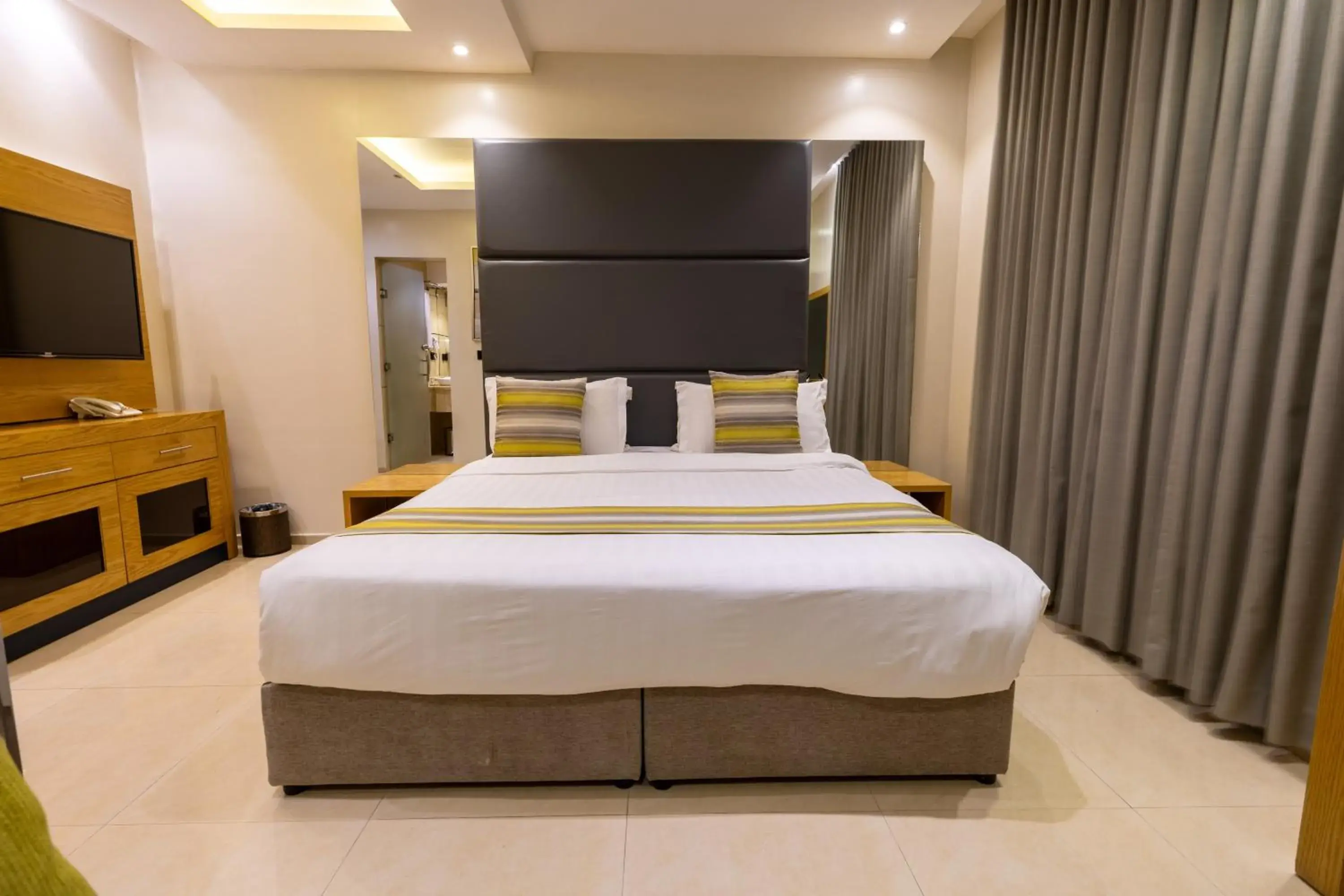 Bed in Al Muhaidb Residence Al Takhasossi 1 Bed in Al Muhaidb Residence Al Takhasossi 1