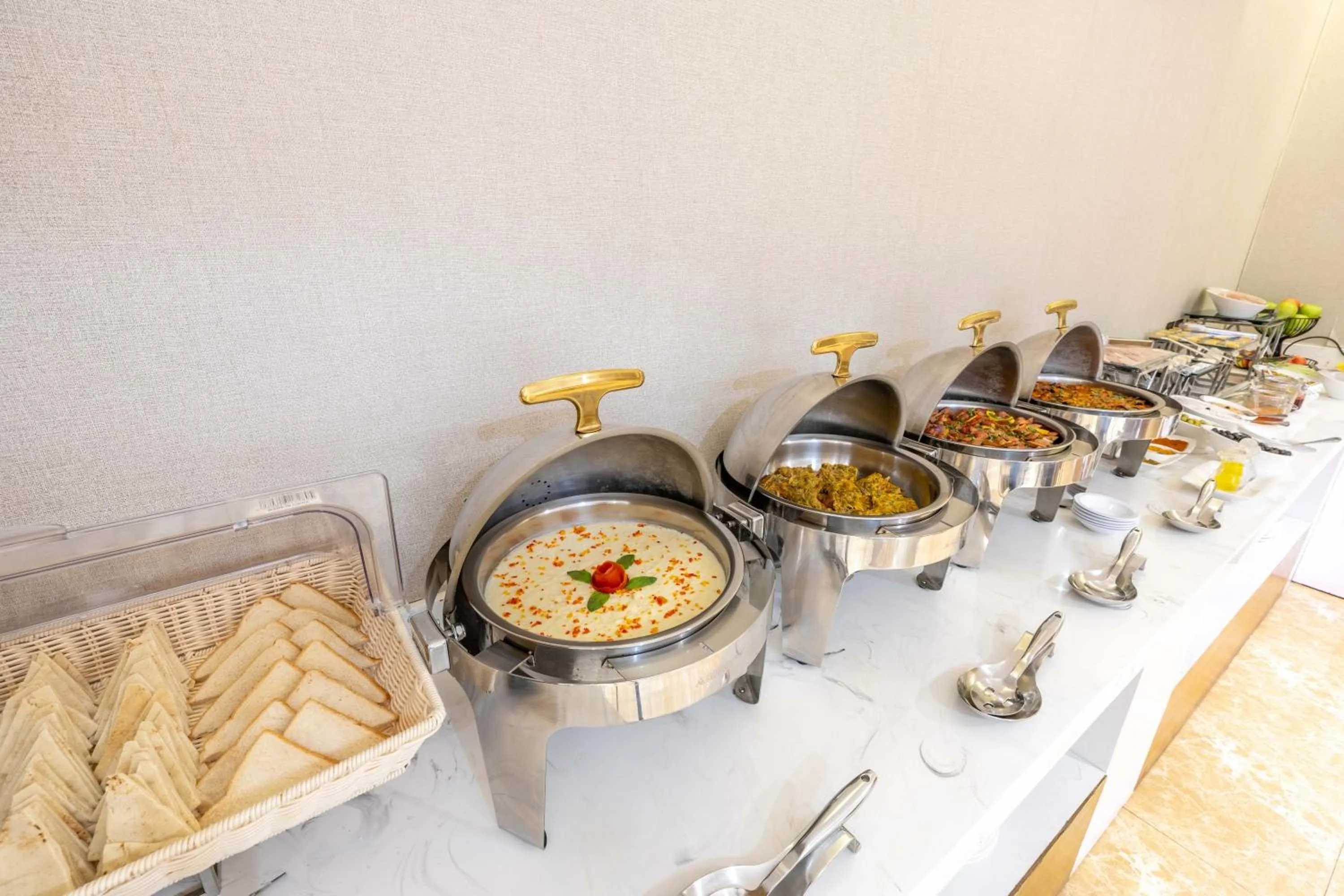 Al Muhaidb Residence Al Takhasossi 1