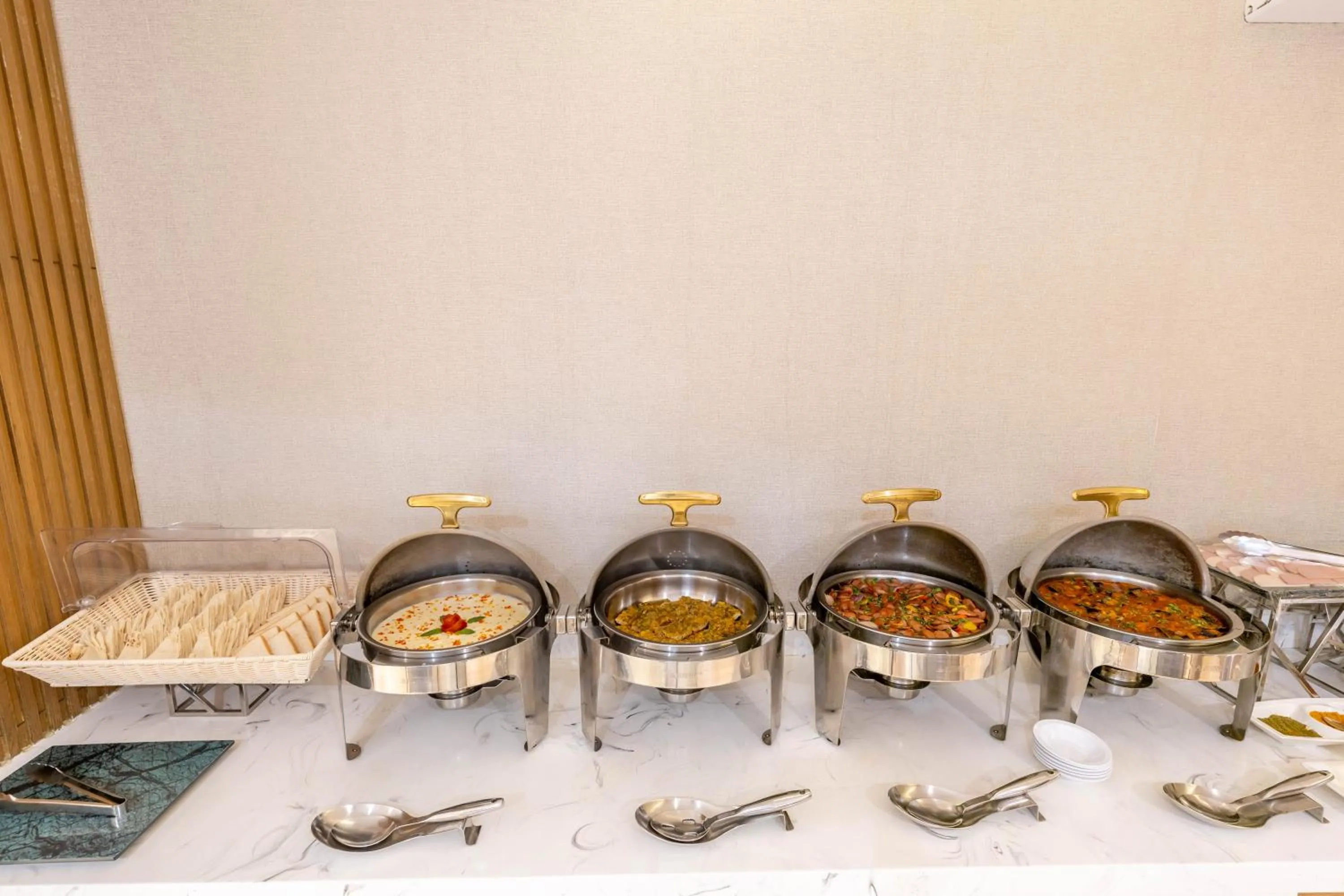 Al Muhaidb Residence Al Takhasossi 1