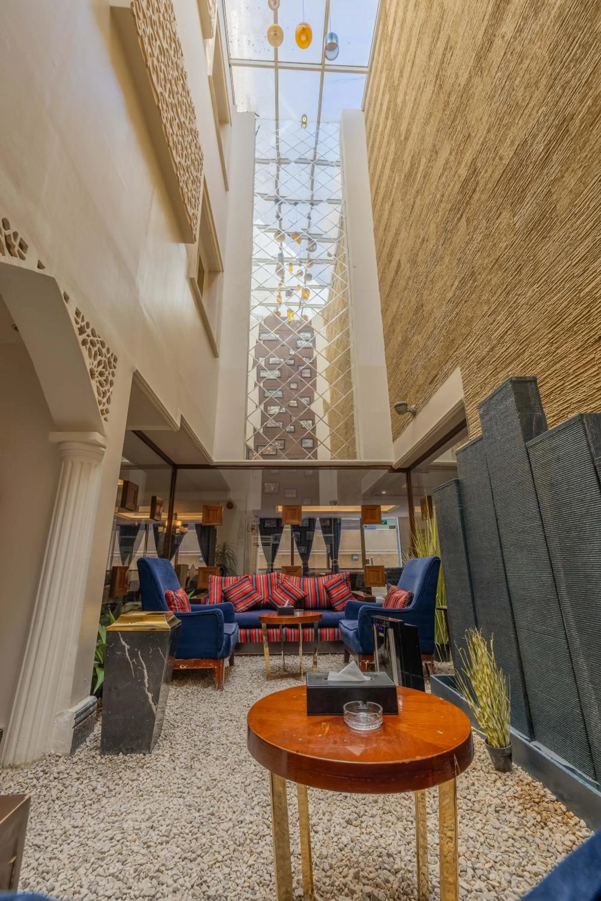 Al Muhaidb Residence Al Takhasossi 1