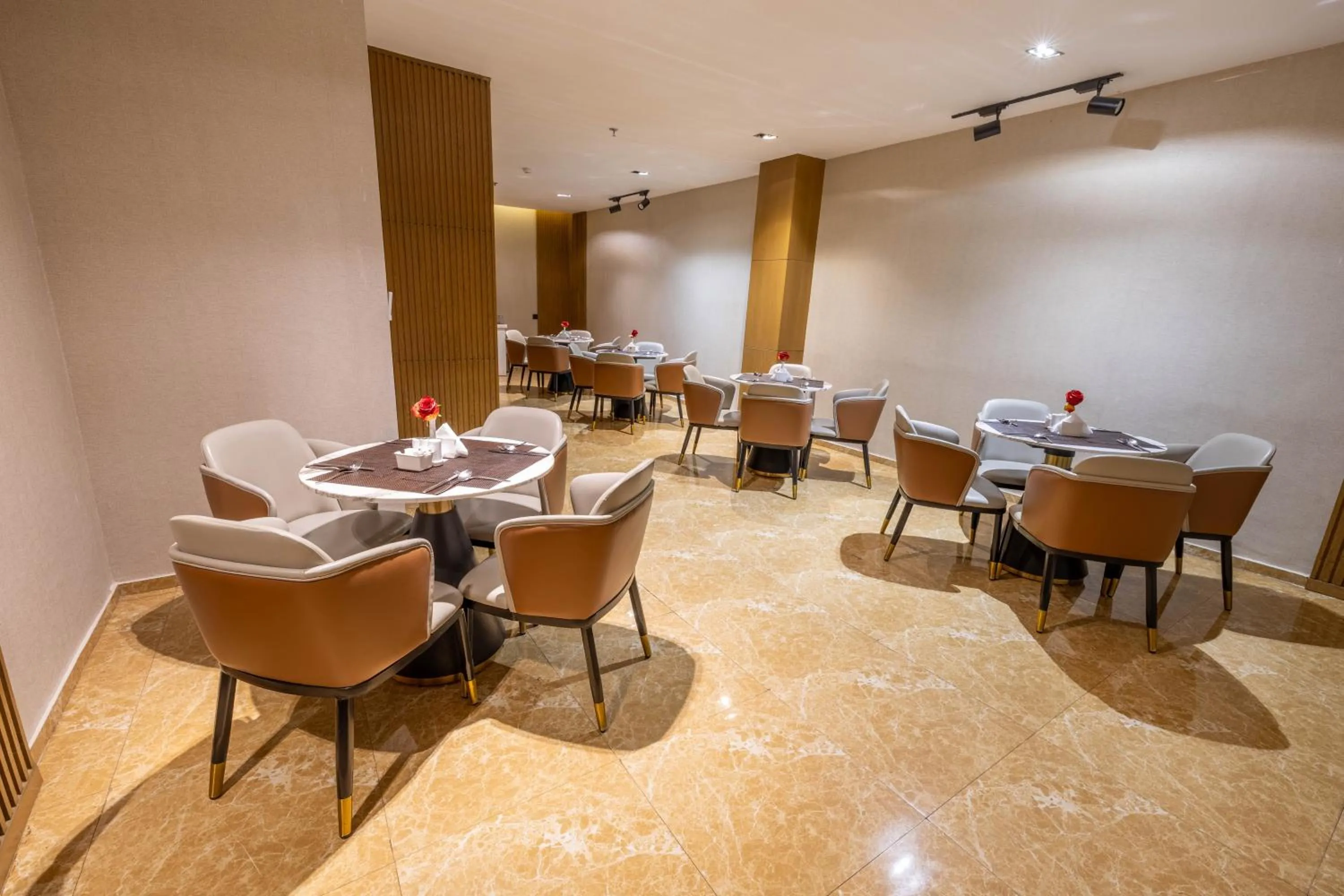 Al Muhaidb Residence Al Takhasossi 1