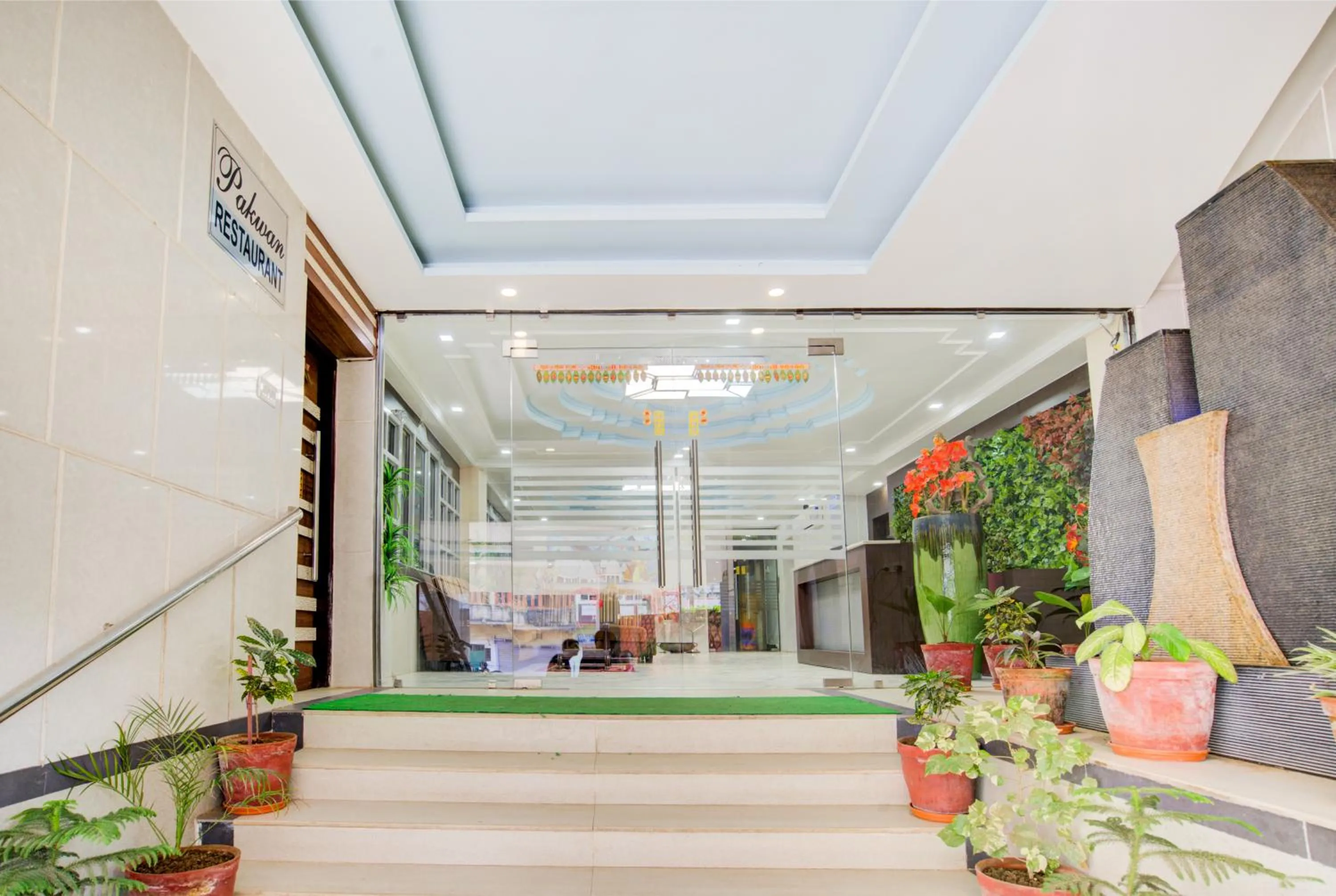 Hotel Mahadev Palace