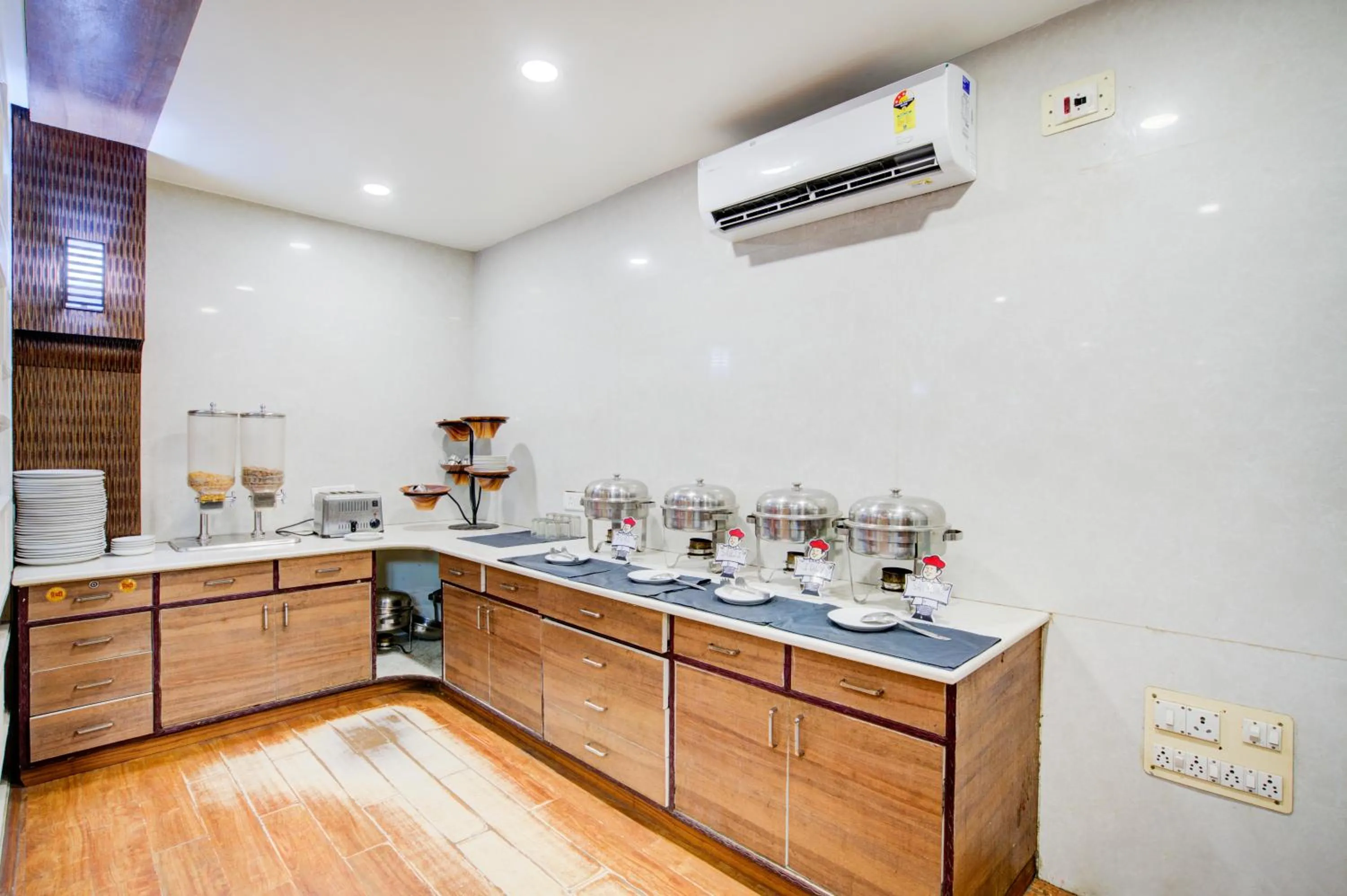 Hotel Mahadev Palace