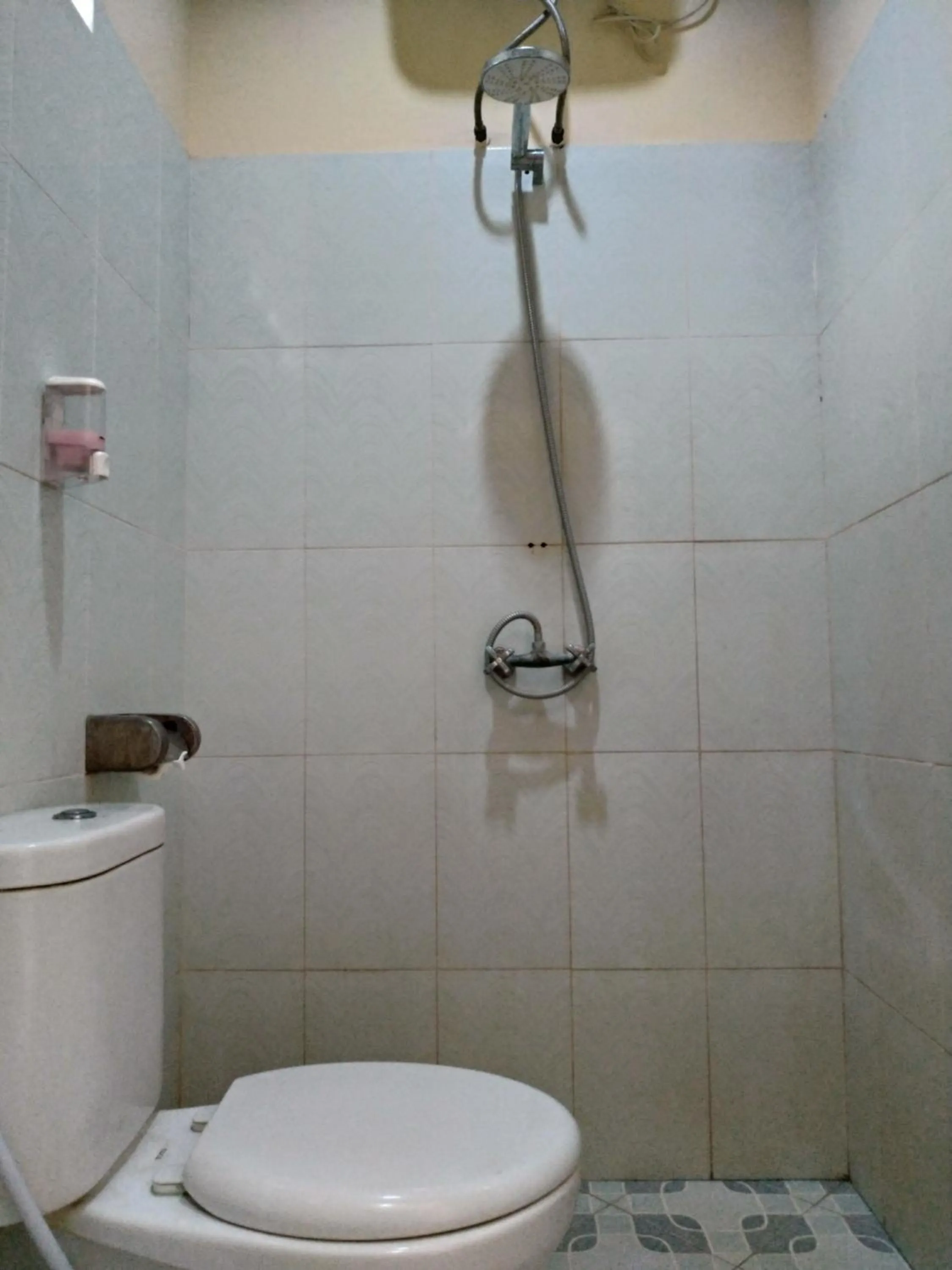 Shower in Beji Ayu Homestay