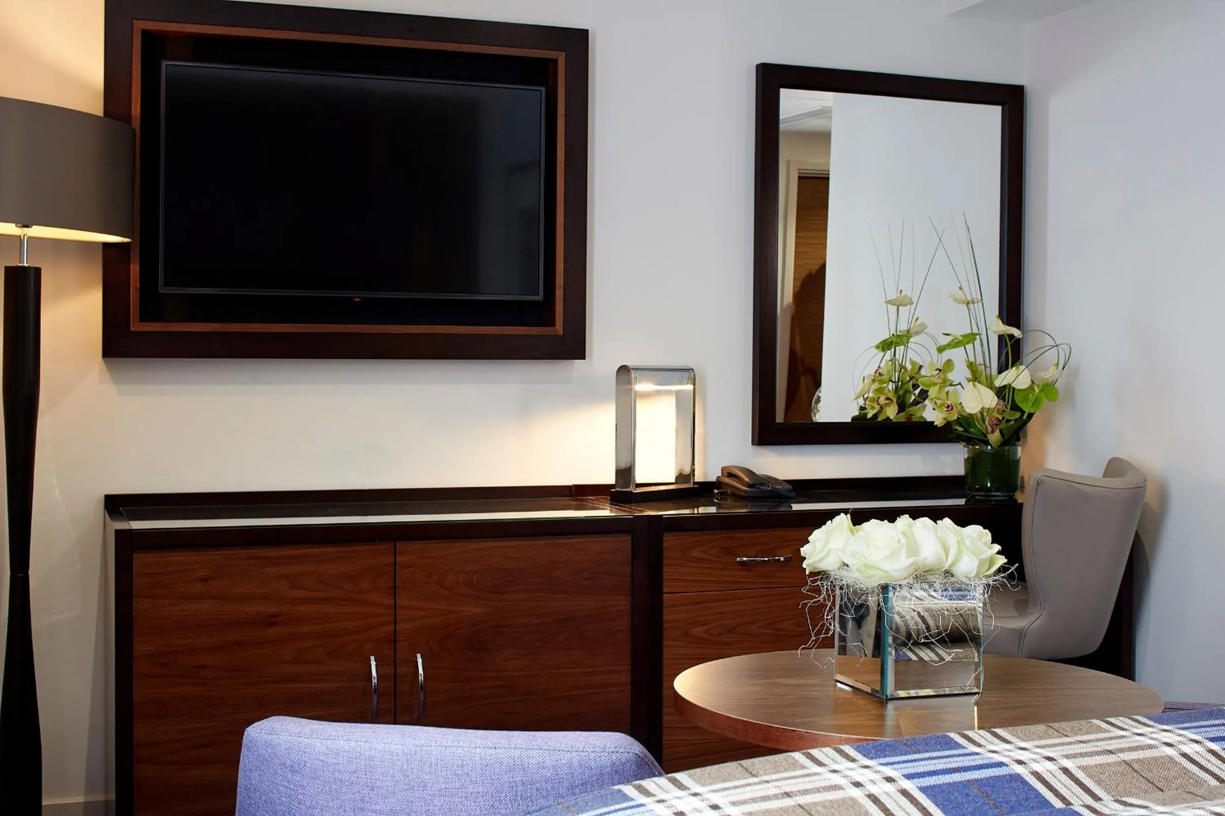 Bedroom in Sir Christopher Wren Hotel