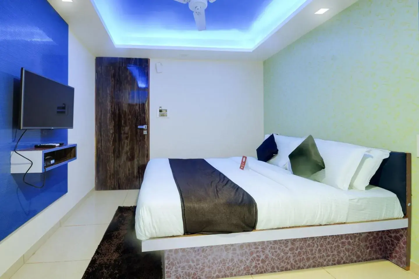 Standard Double Room in Hotel Point View Standard Double Room in Hotel Point View