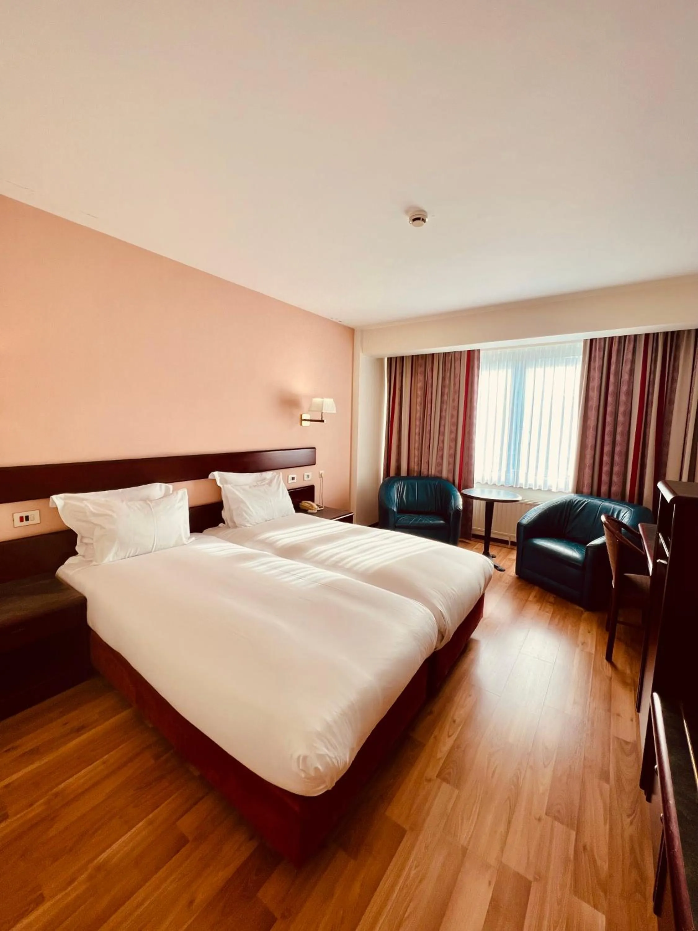 Bed in Bedford Hotel Brussels