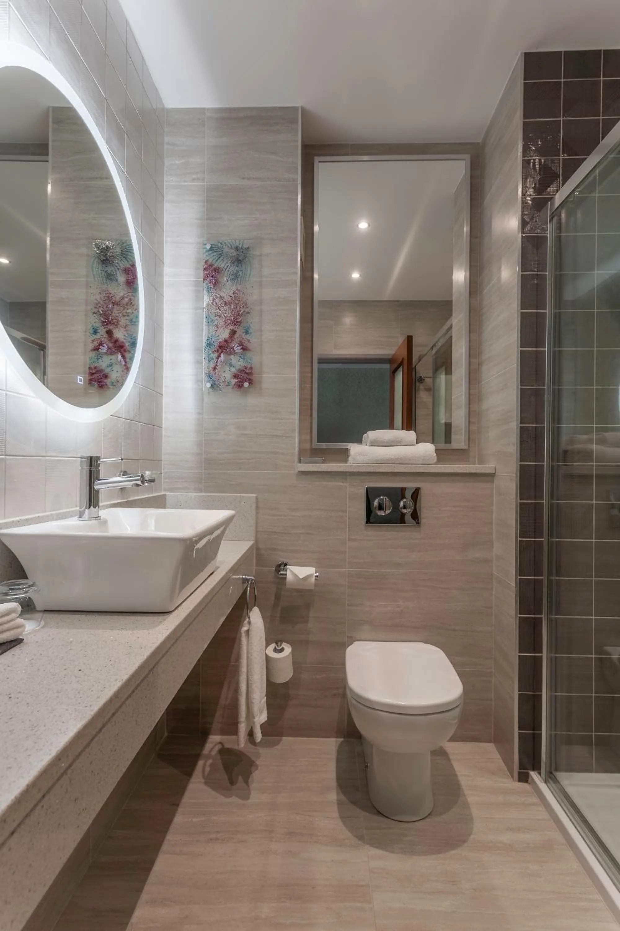 Bathroom in Clontarf Castle Hotel