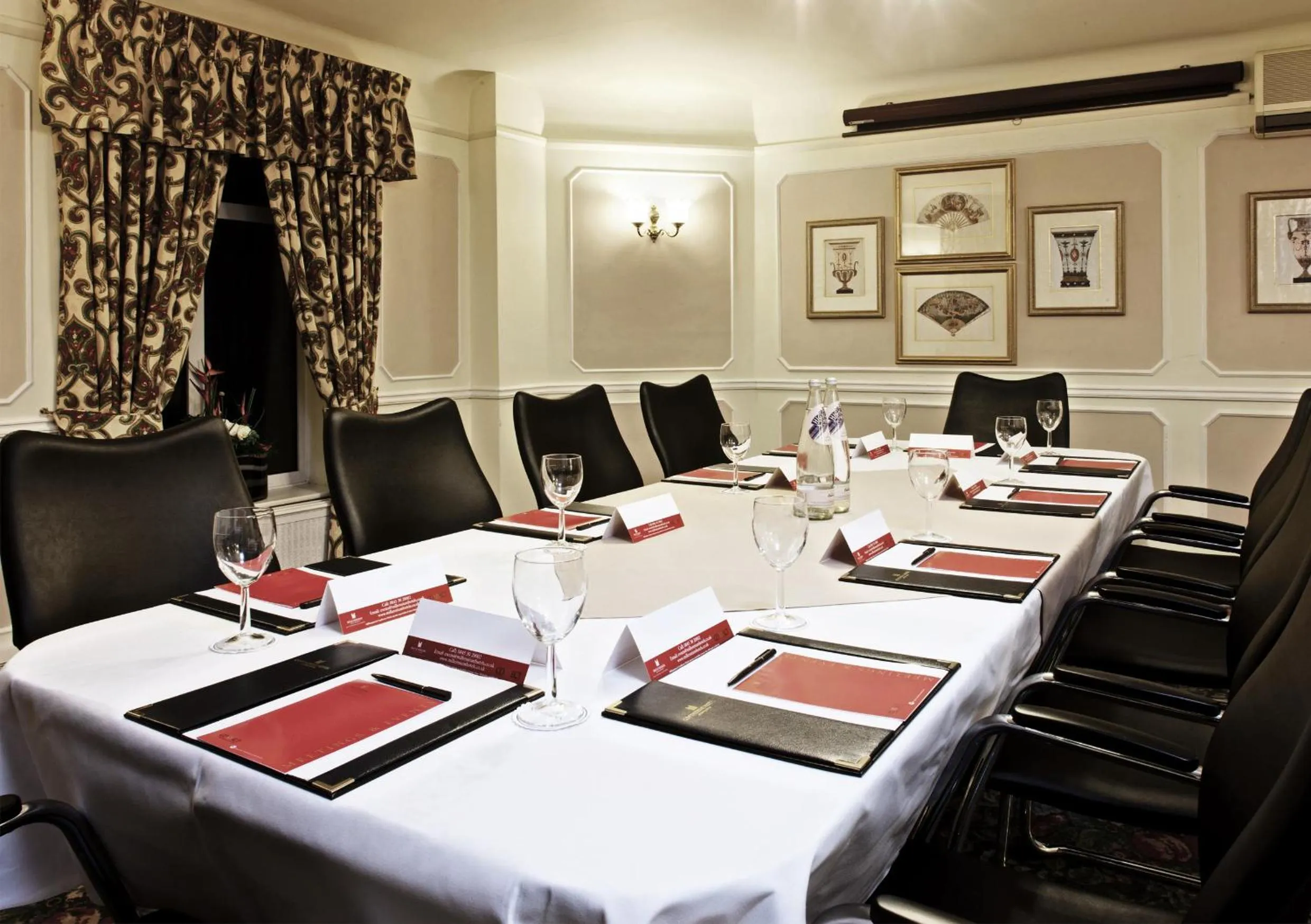 Meeting/conference room in Copthorne Hotel London Gatwick