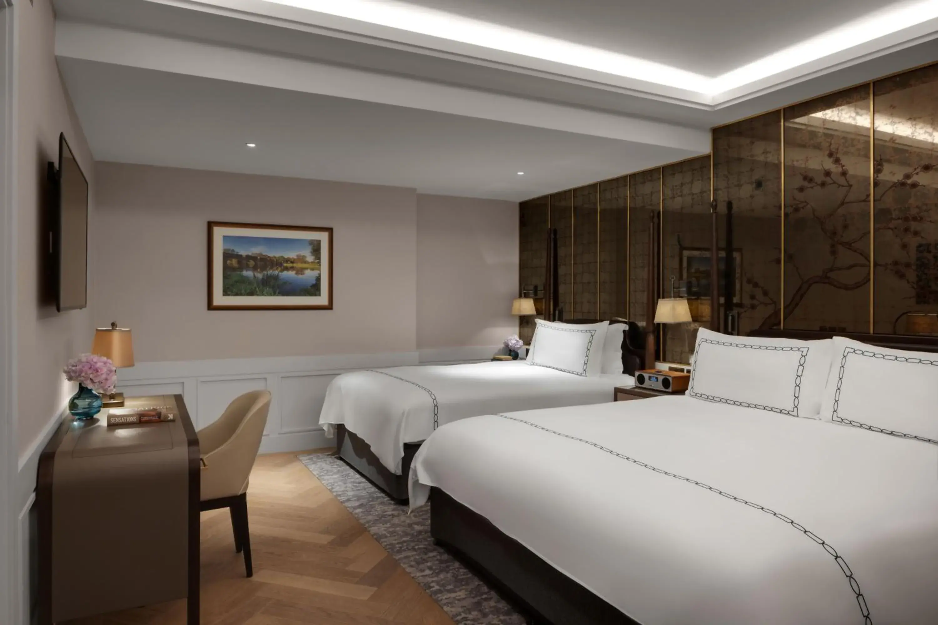 Bedroom, Bed in The Biltmore Mayfair Bedroom, Bed in The Biltmore Mayfair