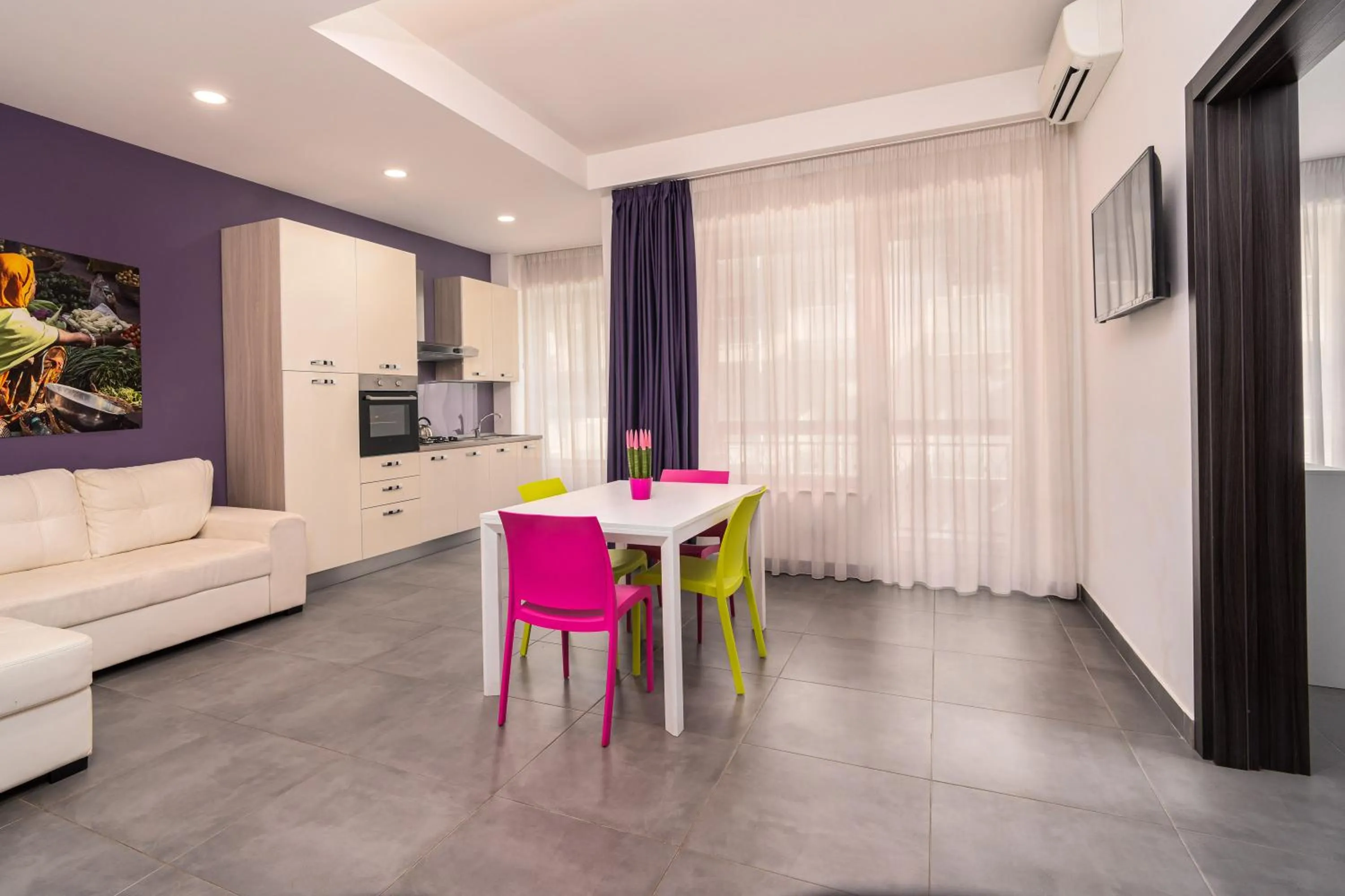 Kitchen or kitchenette in Residence Palazzo dei Delfini by RECEPTIO