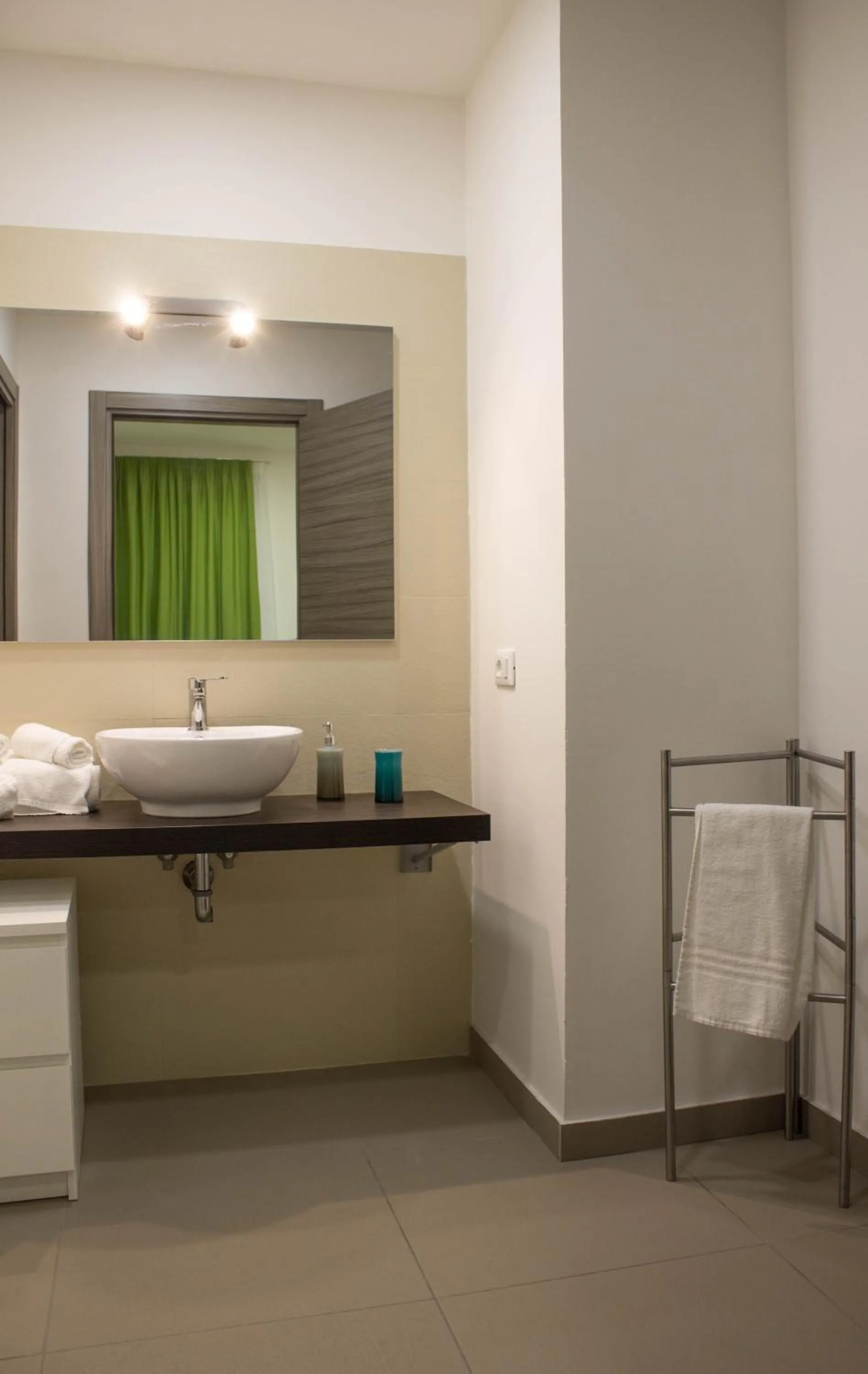 Bathroom in Residence Palazzo dei Delfini by RECEPTIO