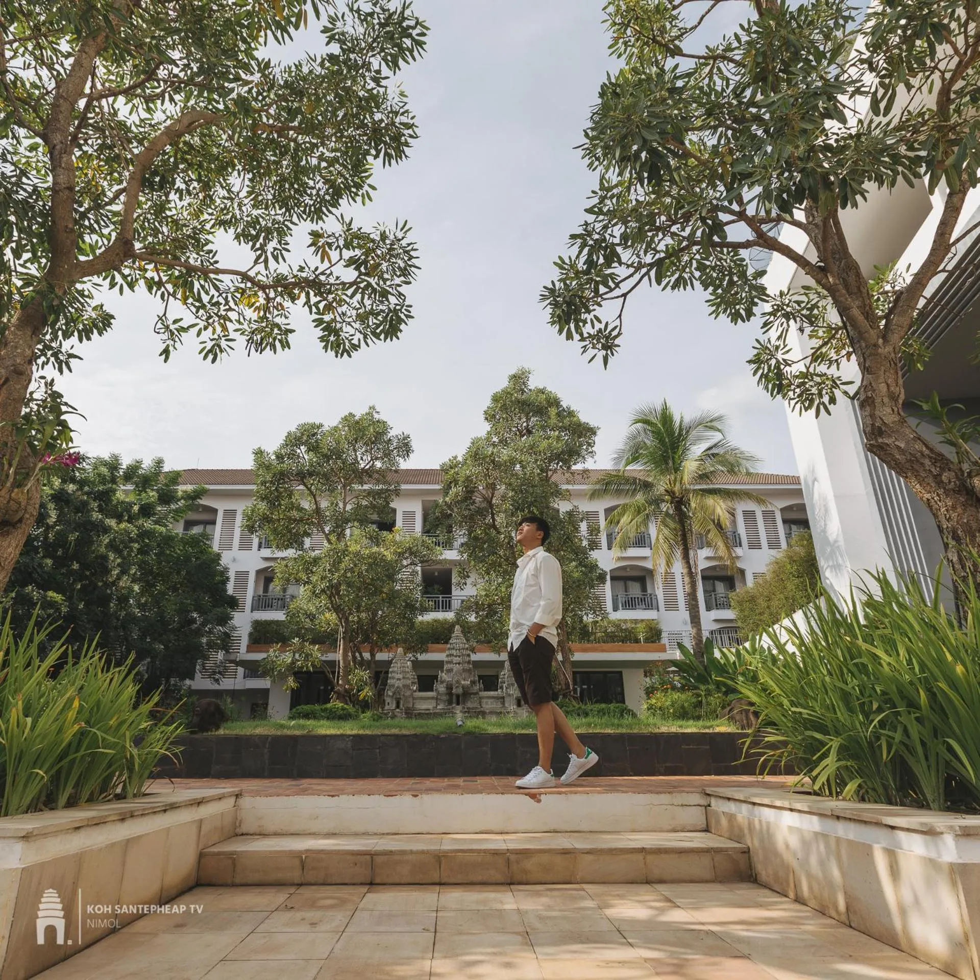 Staff in Damrei Residence & Spa