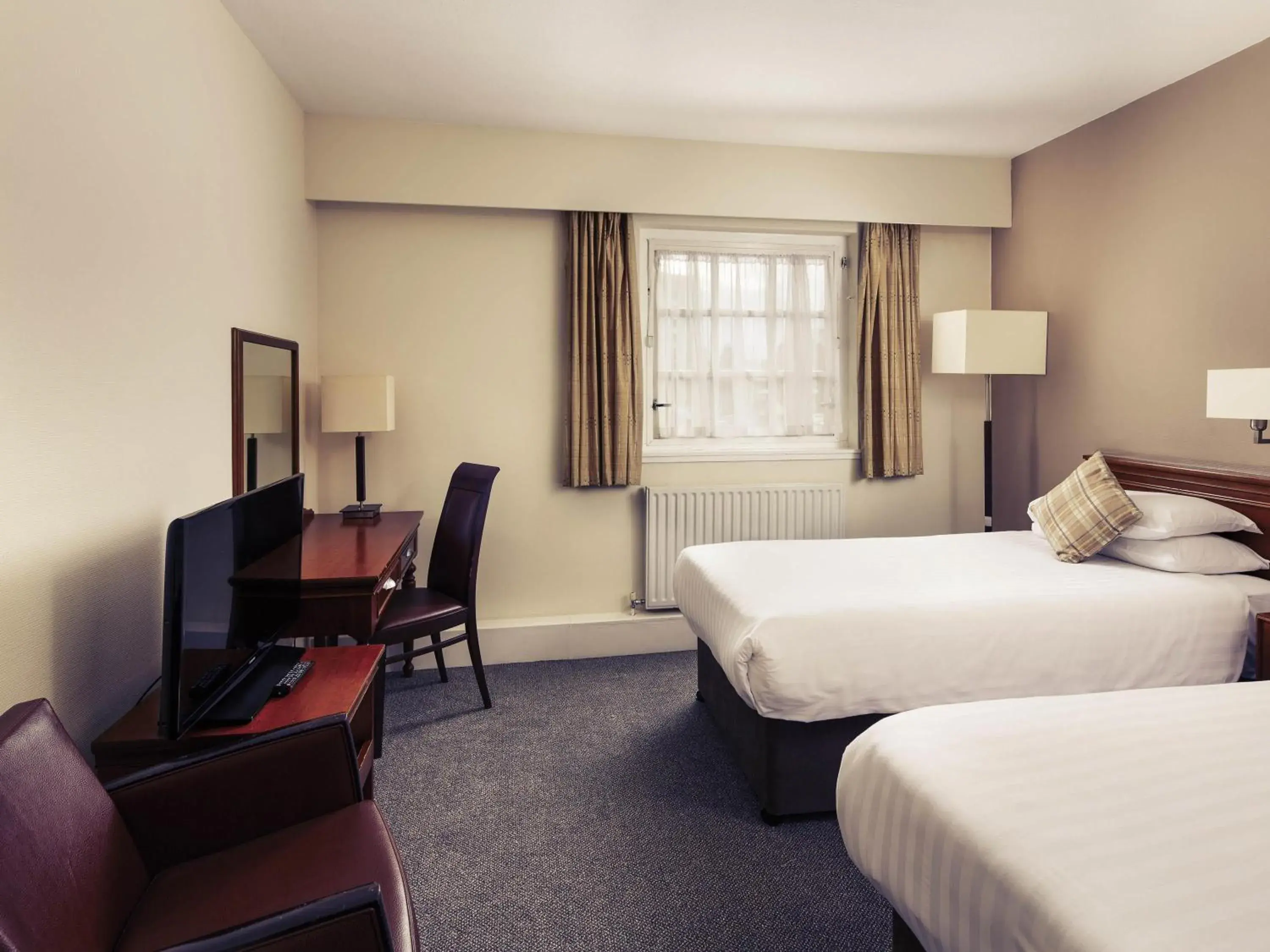 Classic Twin Room in Mercure Perth Hotel Classic Twin Room in Mercure Perth Hotel