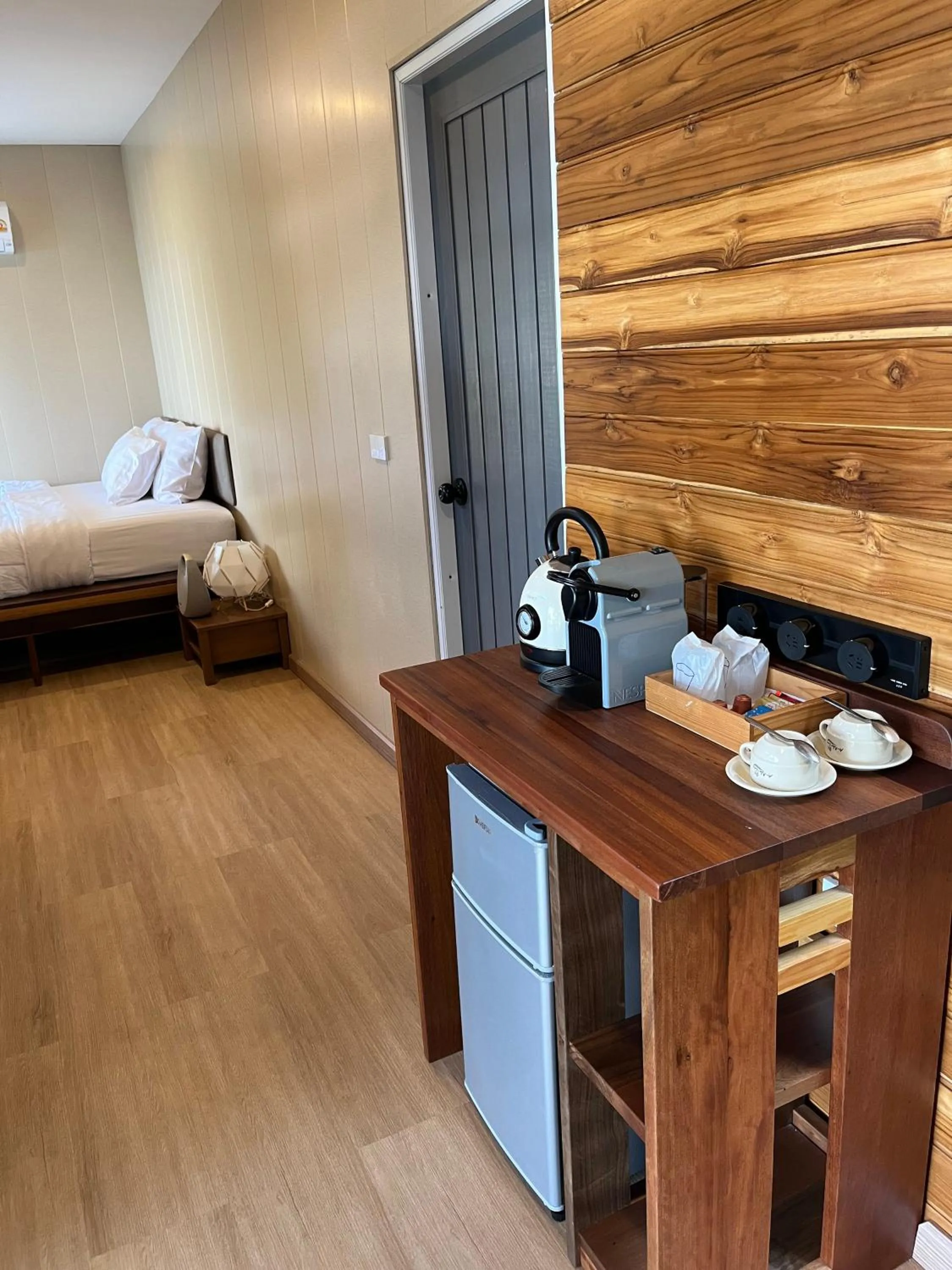 Bed in A-Na-Lay Resort Koh Kood