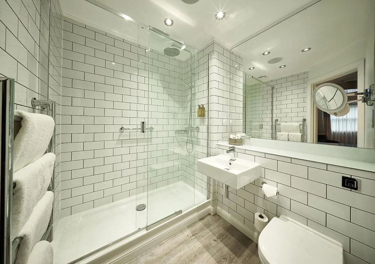 Toilet in Loch Fyne Hotel & Spa