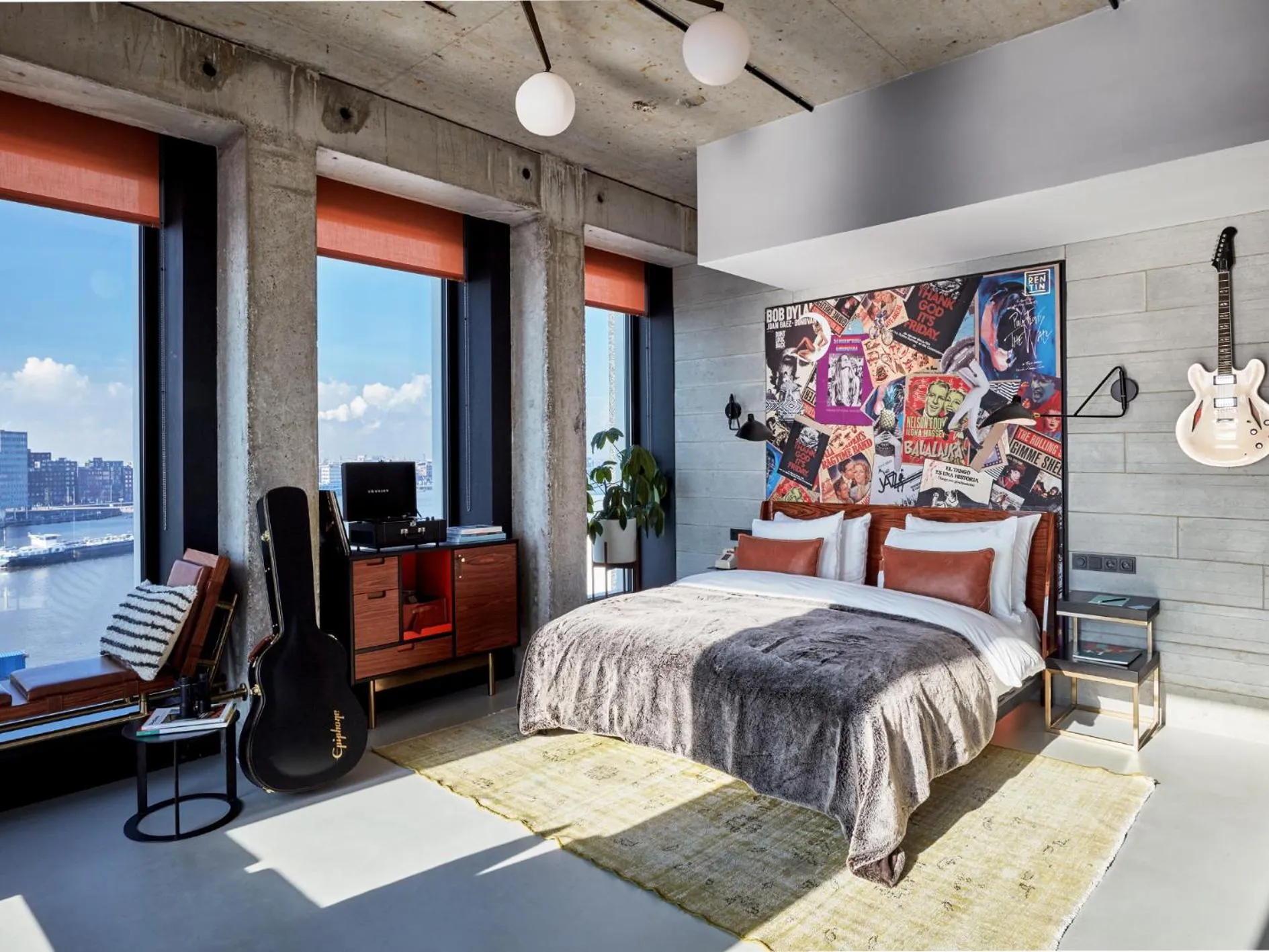 Bedroom, Bed in Sir Adam Hotel, part of Sircle Collection