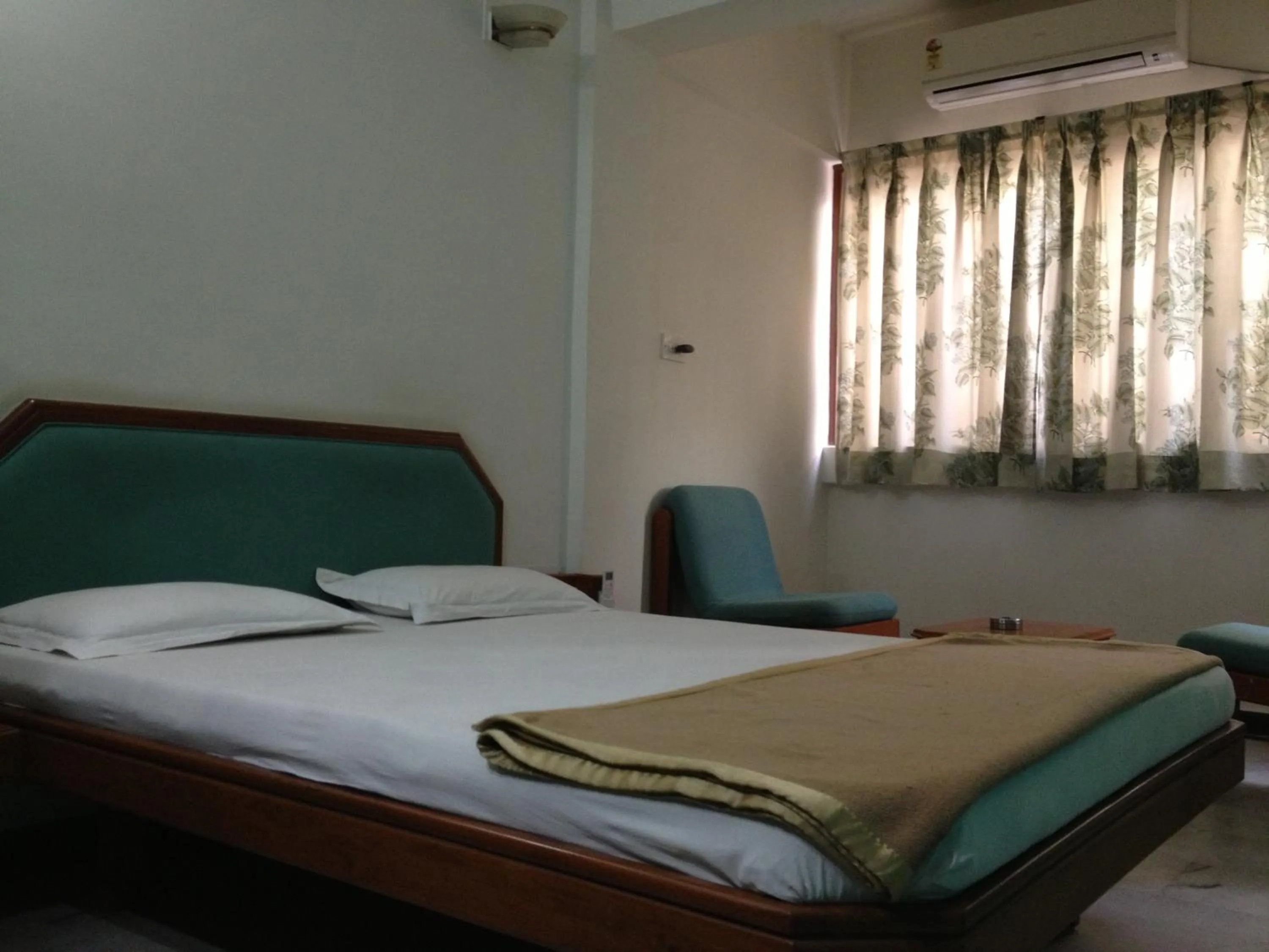 Other, Bed in Hotel GRG