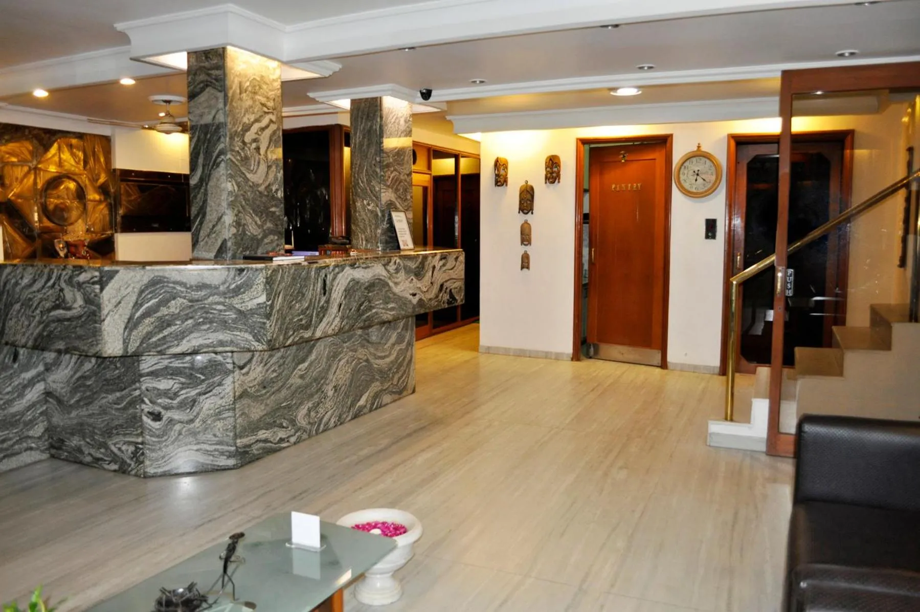 Lobby or reception in Hotel GRG