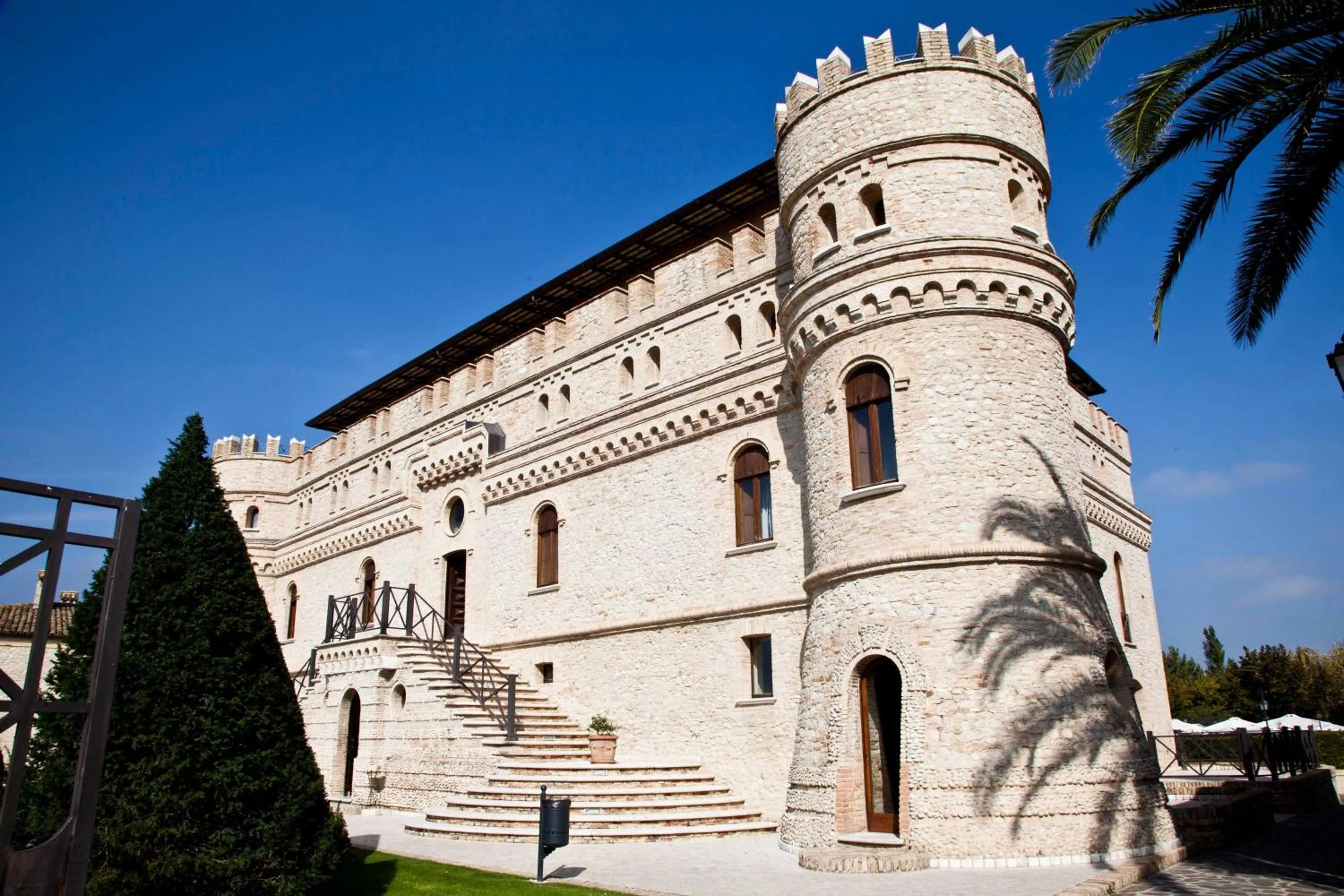 Facade/entrance in Hotel Castello di Septe