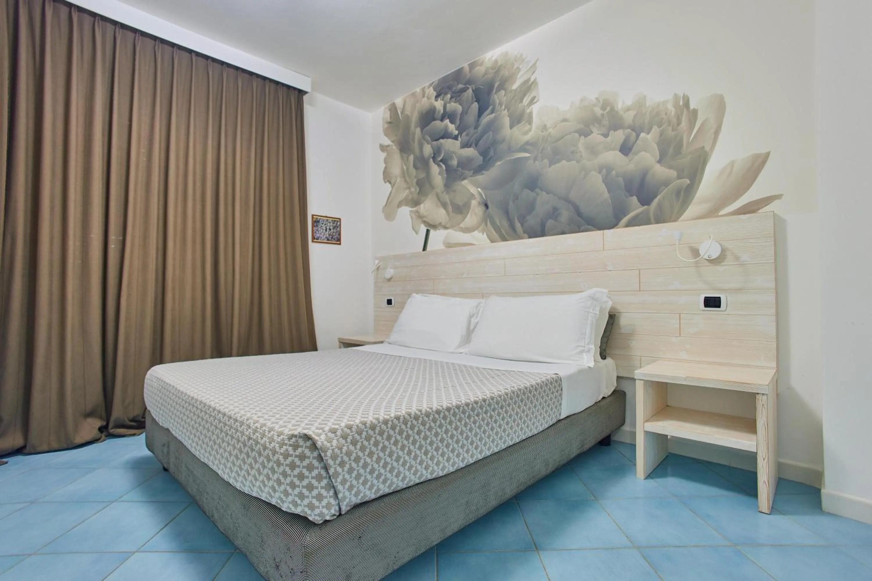 Photo of the whole room, Bed in Ancora Resort