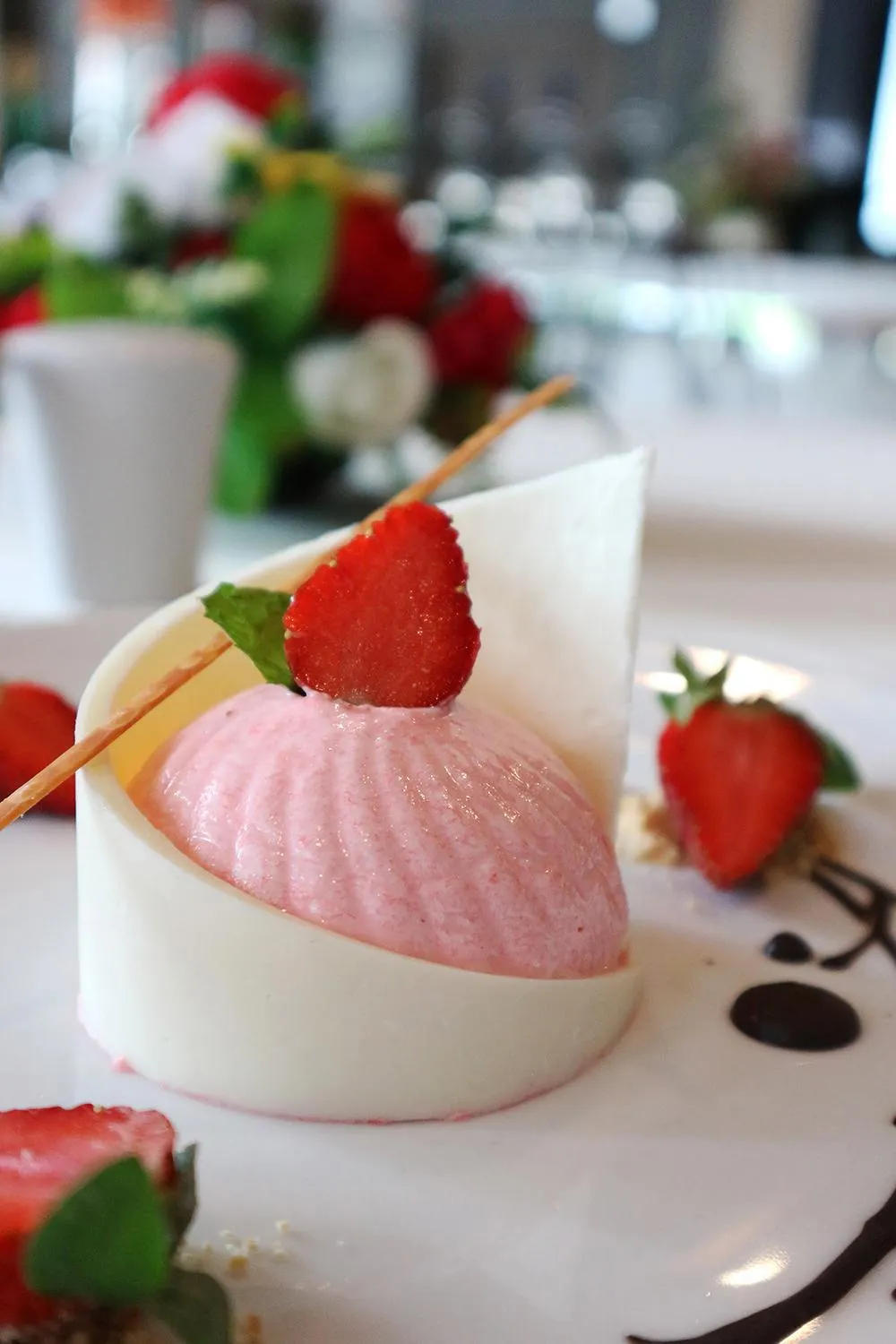 Food and drinks in THE 1O1 Palembang Rajawali