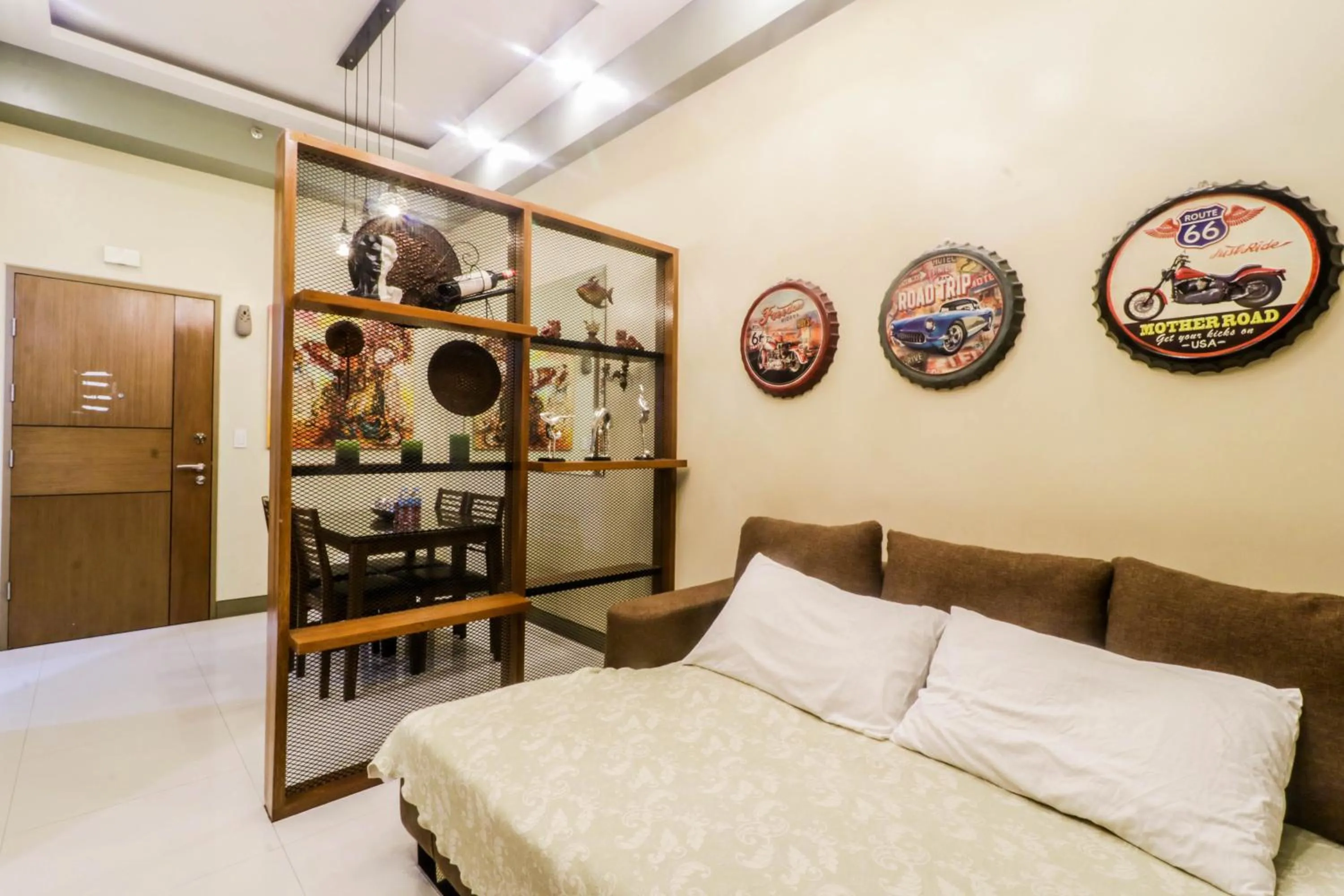 Bedroom in PRS at One Palm Tree Villa near T3 Airport