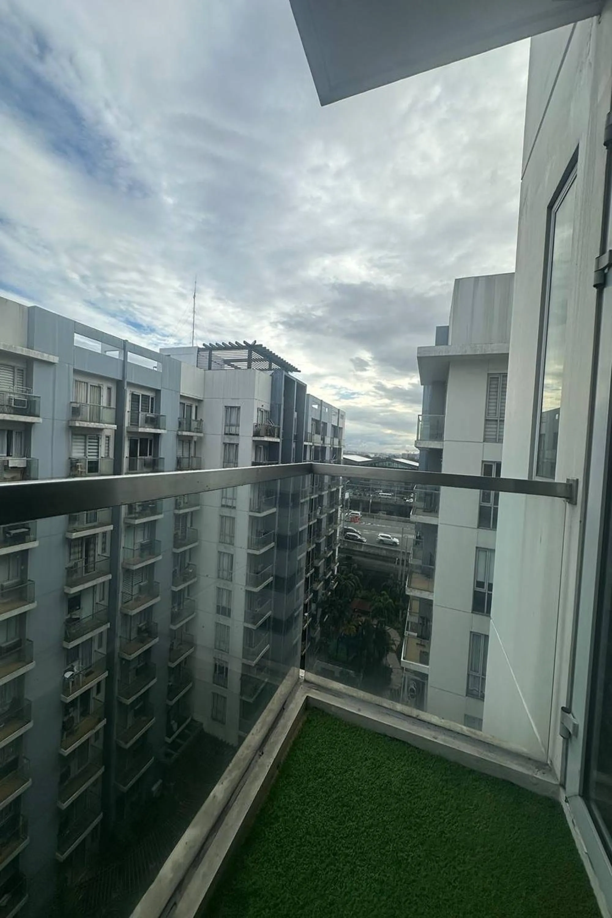 City view in PRS at One Palm Tree Villa near T3 Airport