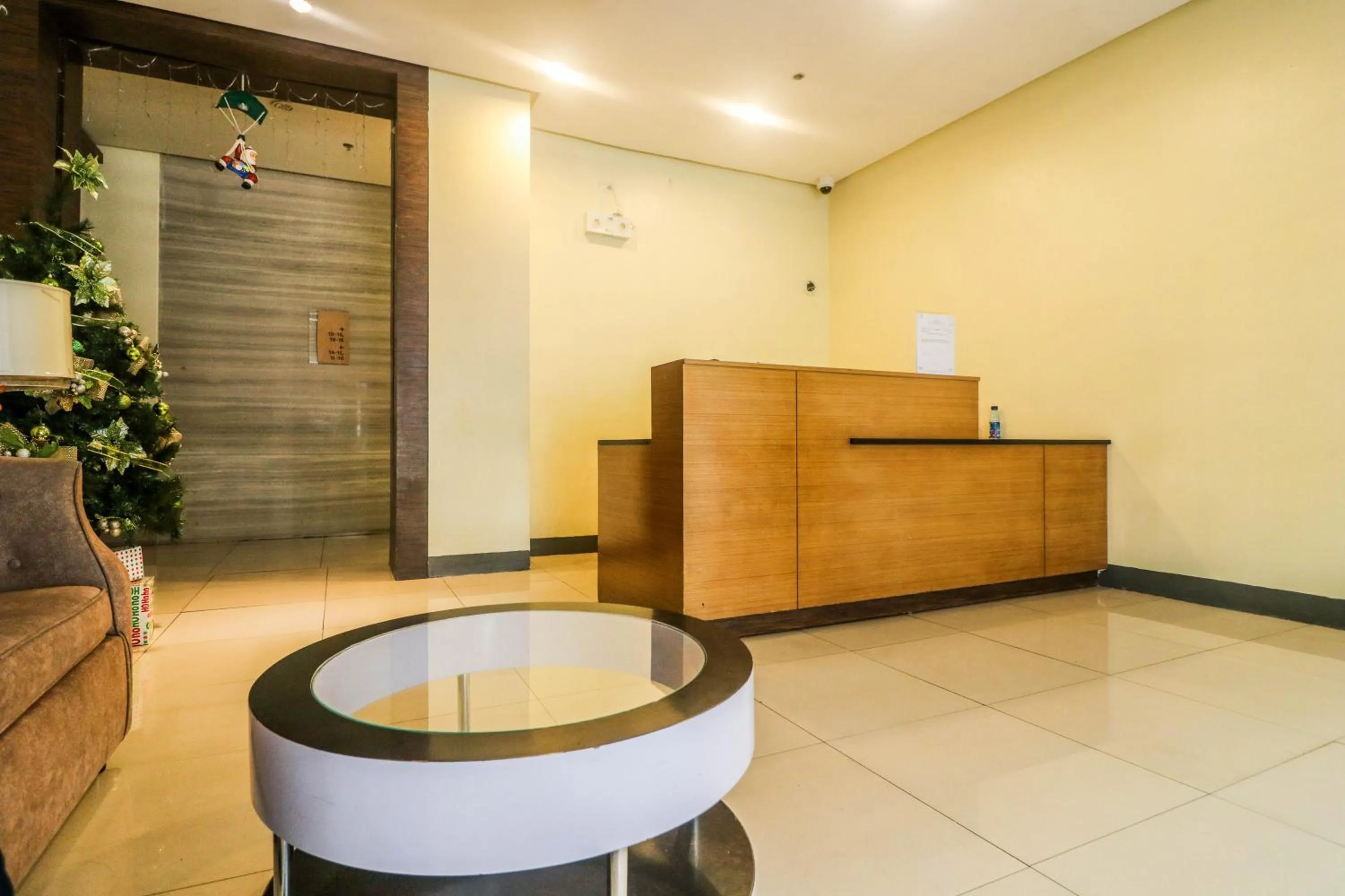 Lobby or reception in PRS at One Palm Tree Villa near T3 Airport