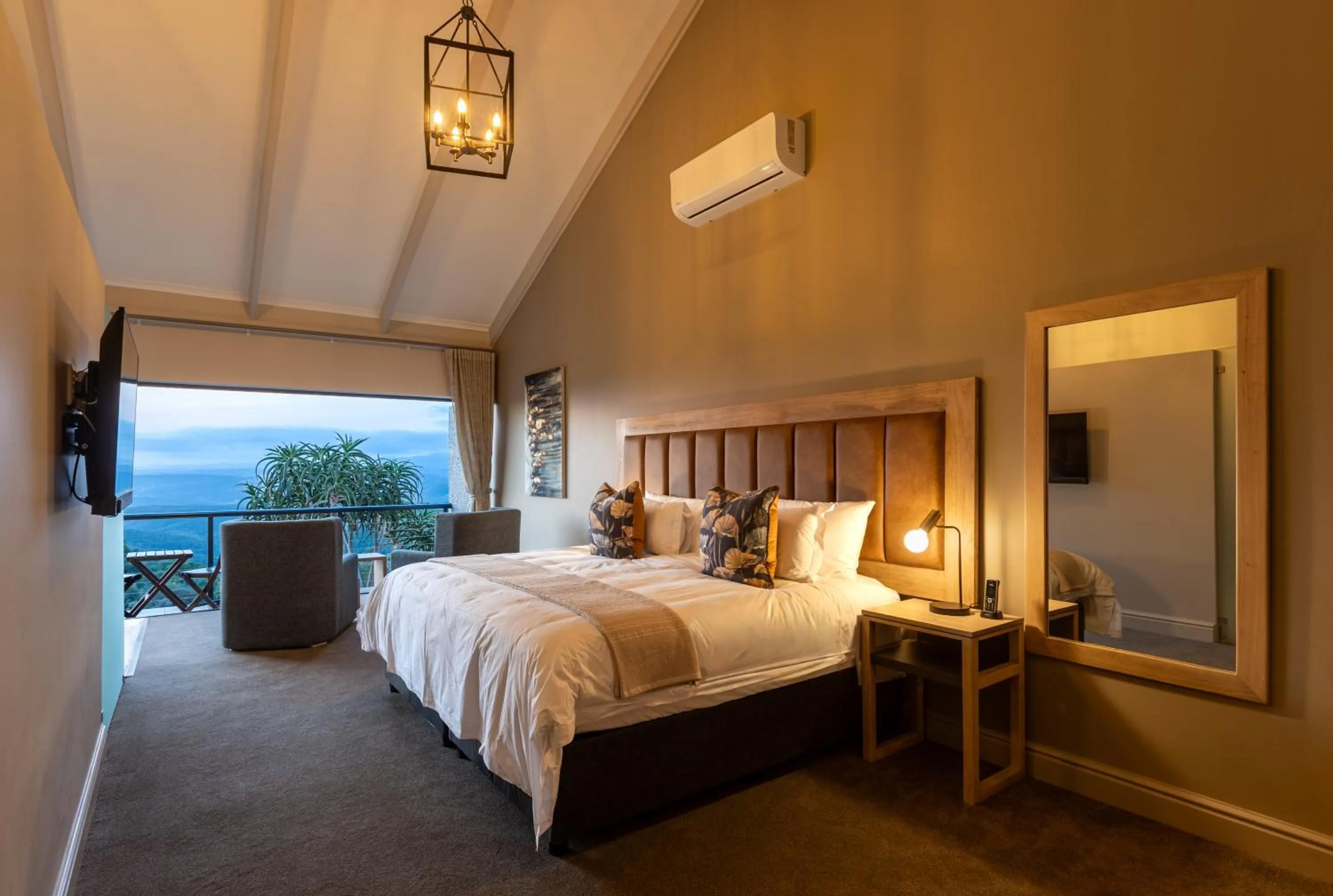 View (from property/room), Bed in Intle Boutique Hotel